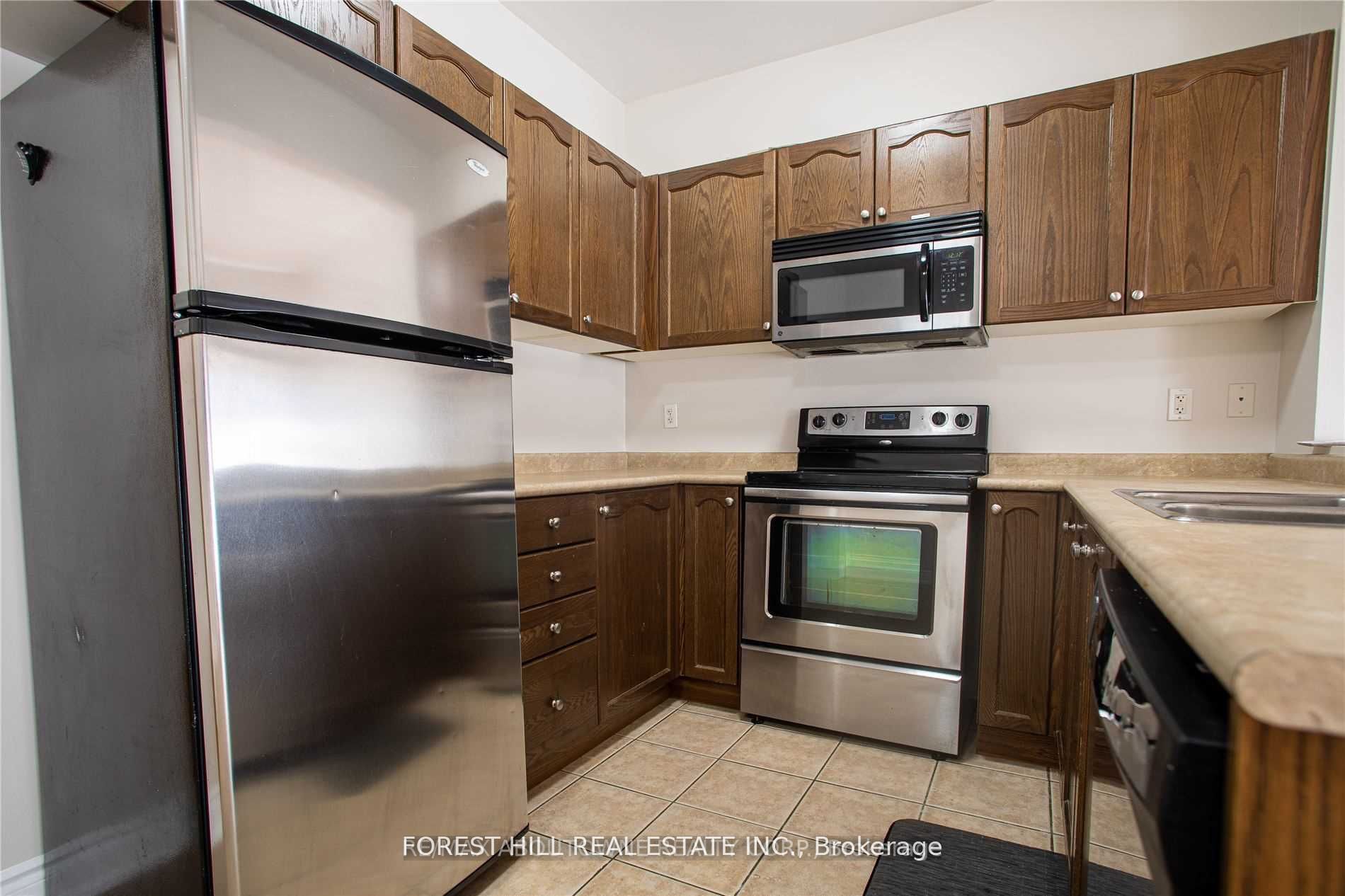 576 Courtney Valley Road Property Photo 9