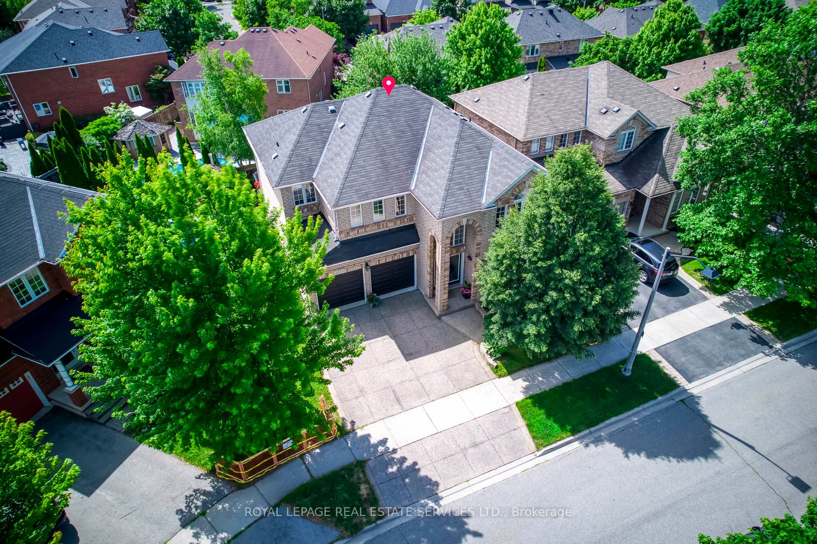 2249 Glazebrook Circle
