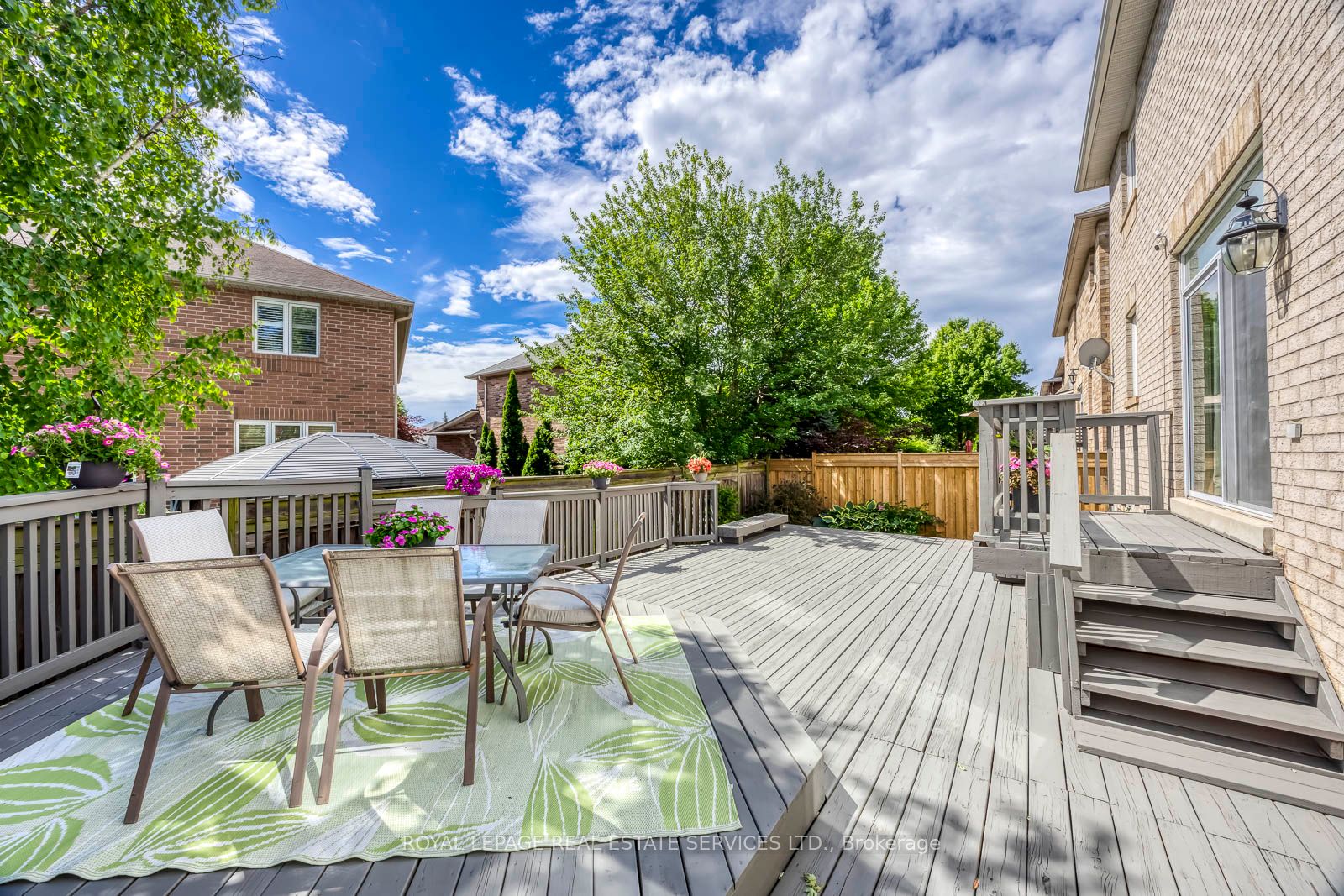 2249 Glazebrook Circle Property Photo 40