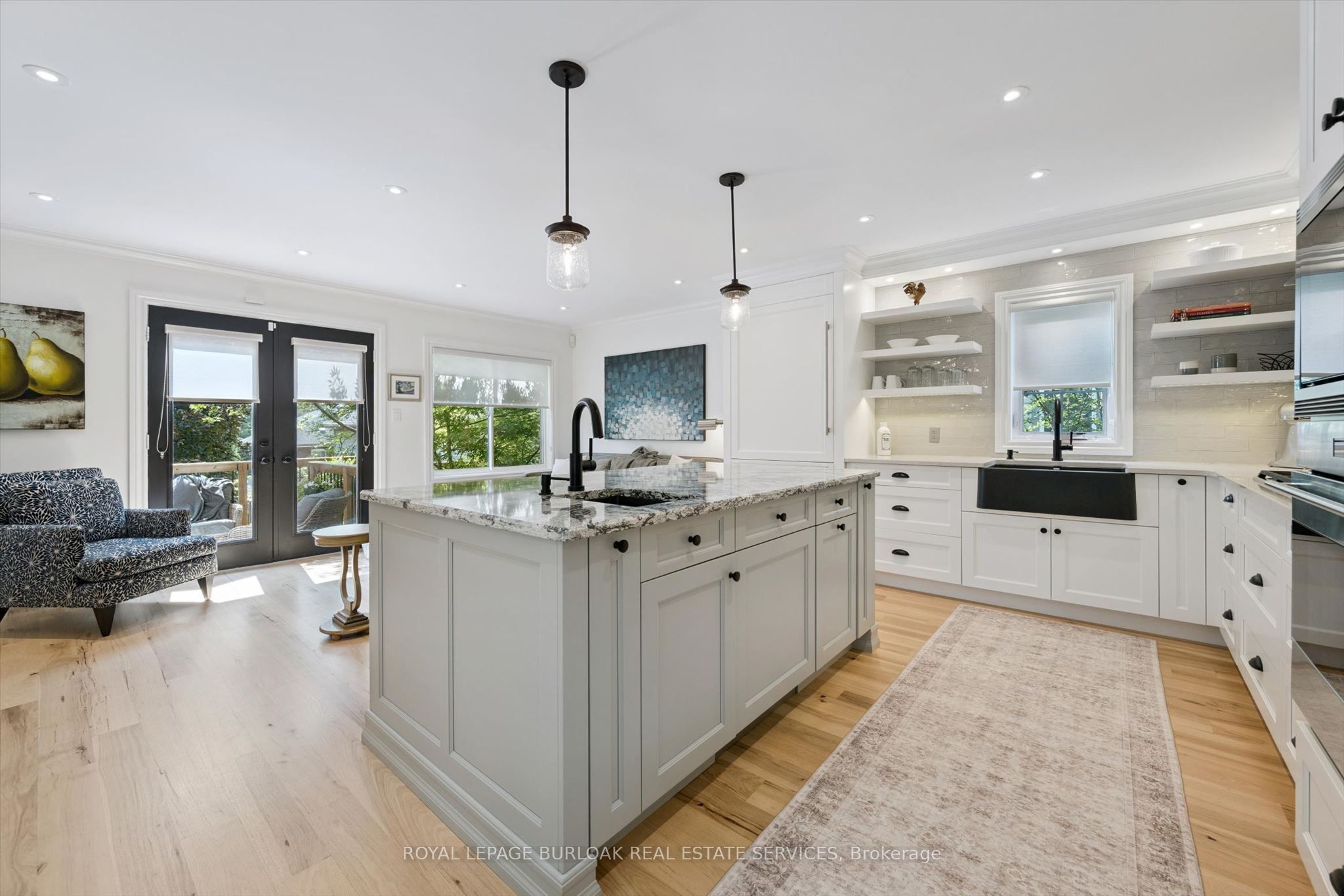 263 Plains Road W 5 Property Photo 13