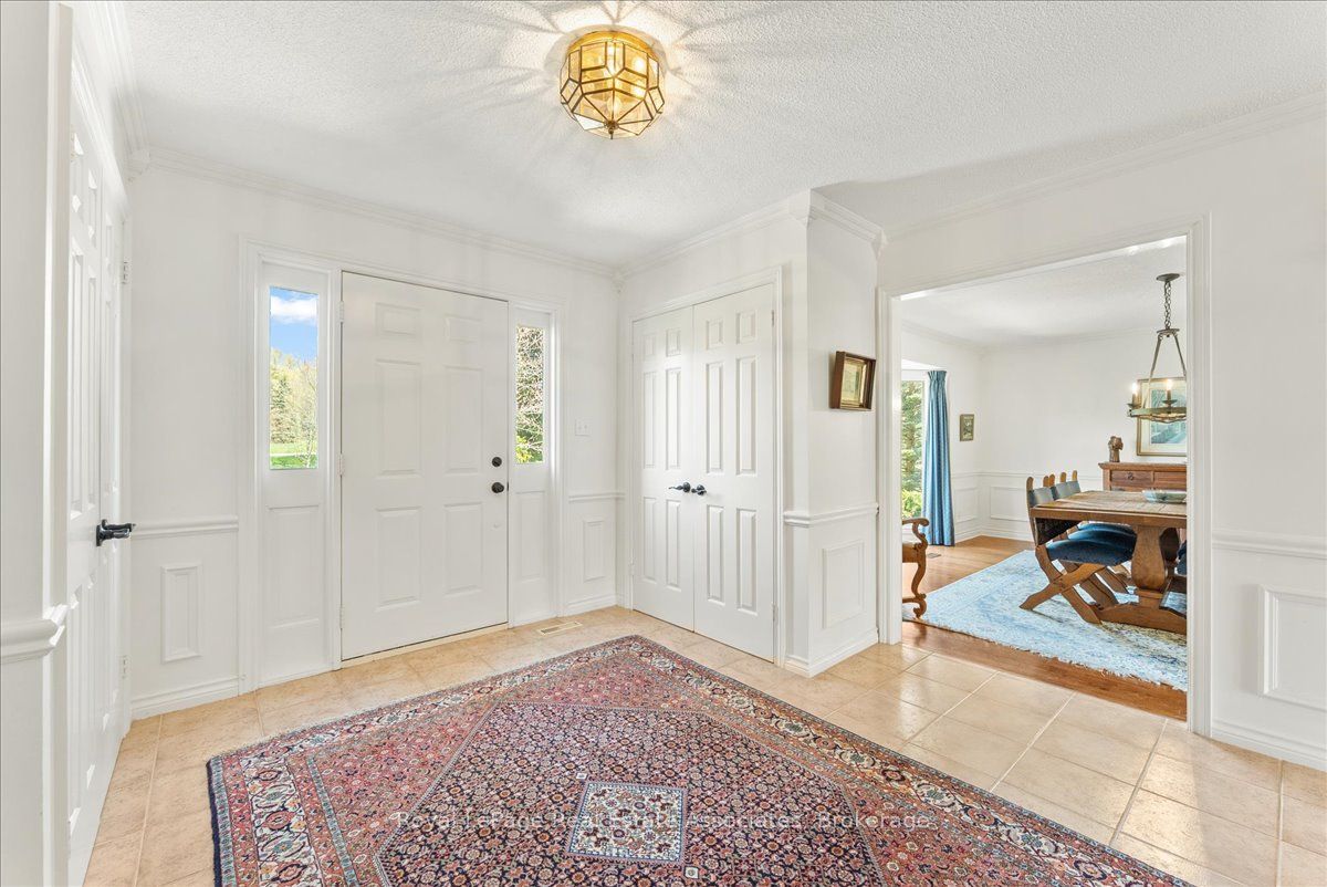 4 Wolf Crescent Property Photo 5