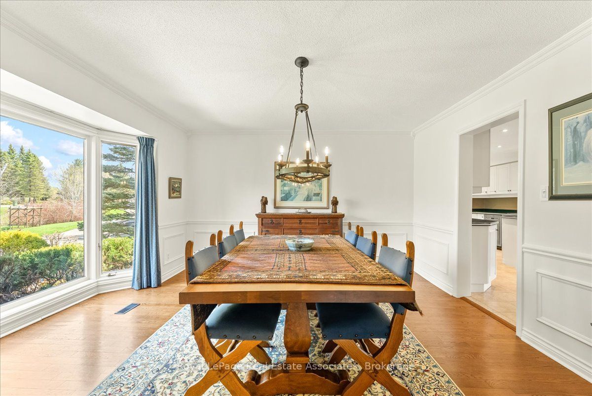 4 Wolf Crescent Property Photo 6