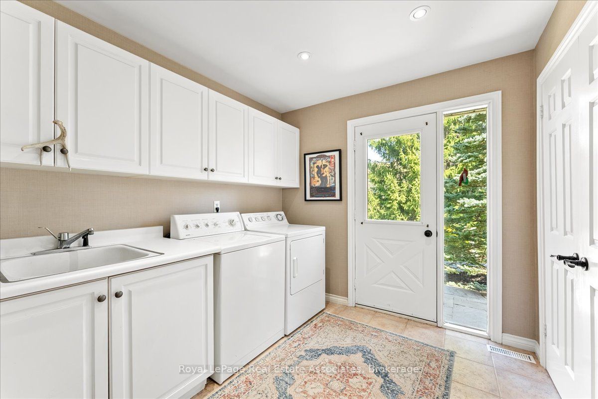 4 Wolf Crescent Property Photo 16