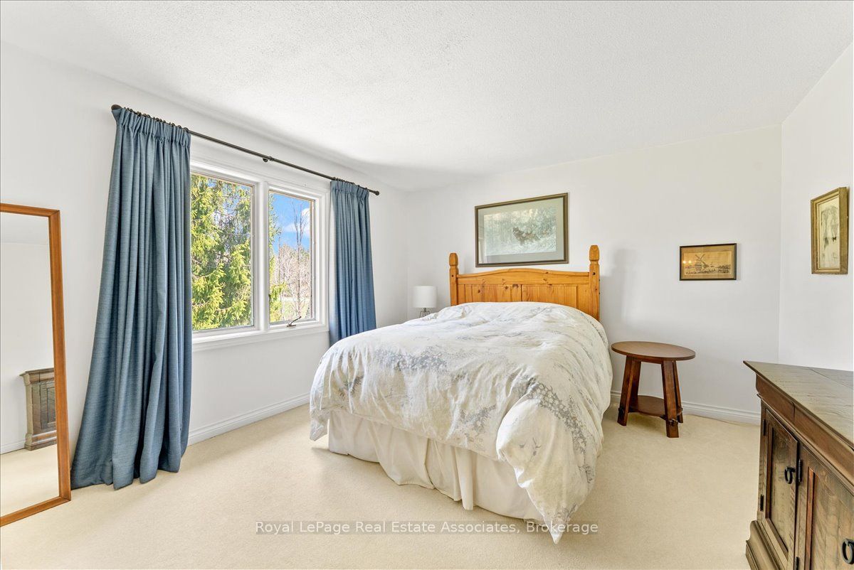 4 Wolf Crescent Property Photo 24