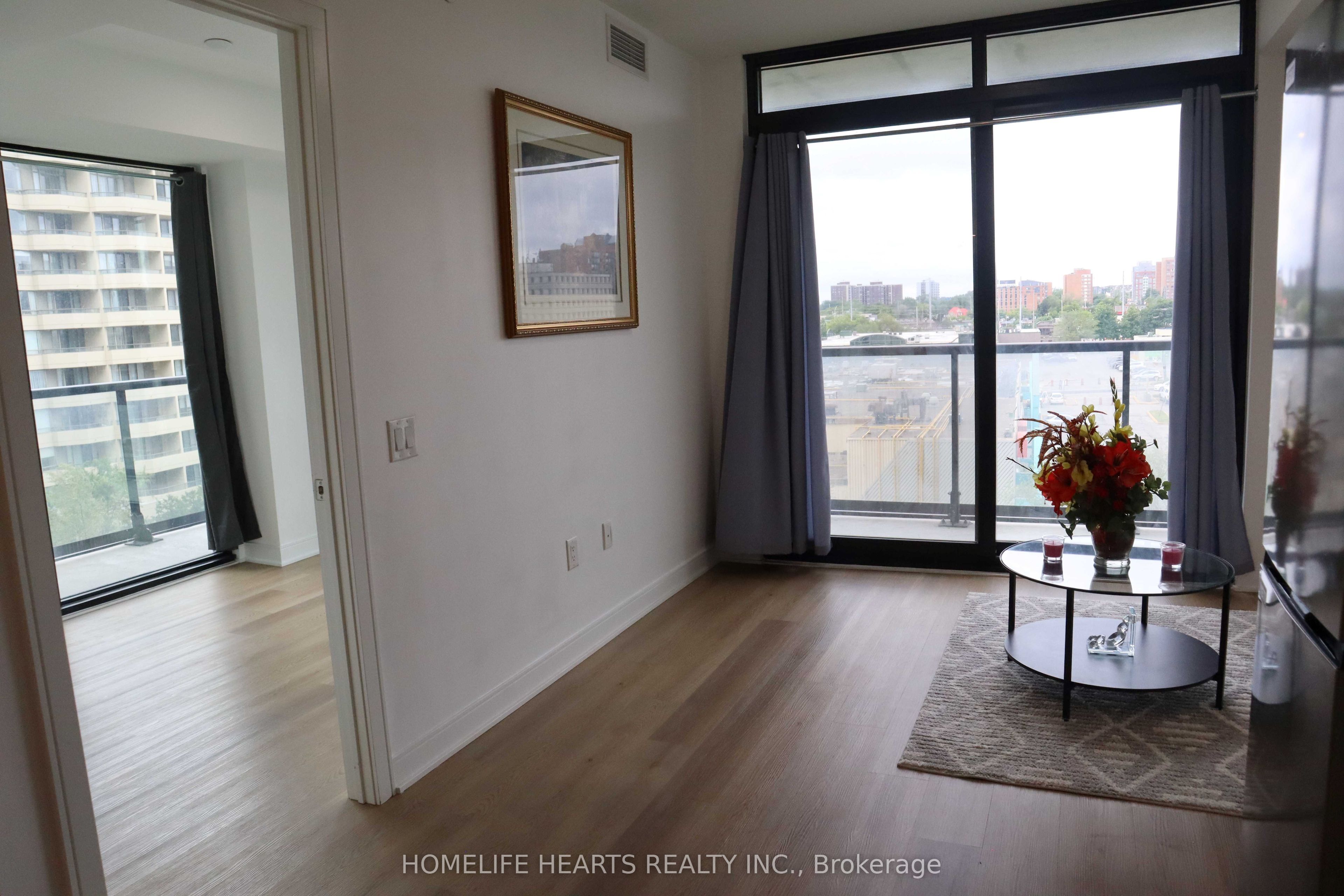 86 Dundas Street E 421 Property Photo 8