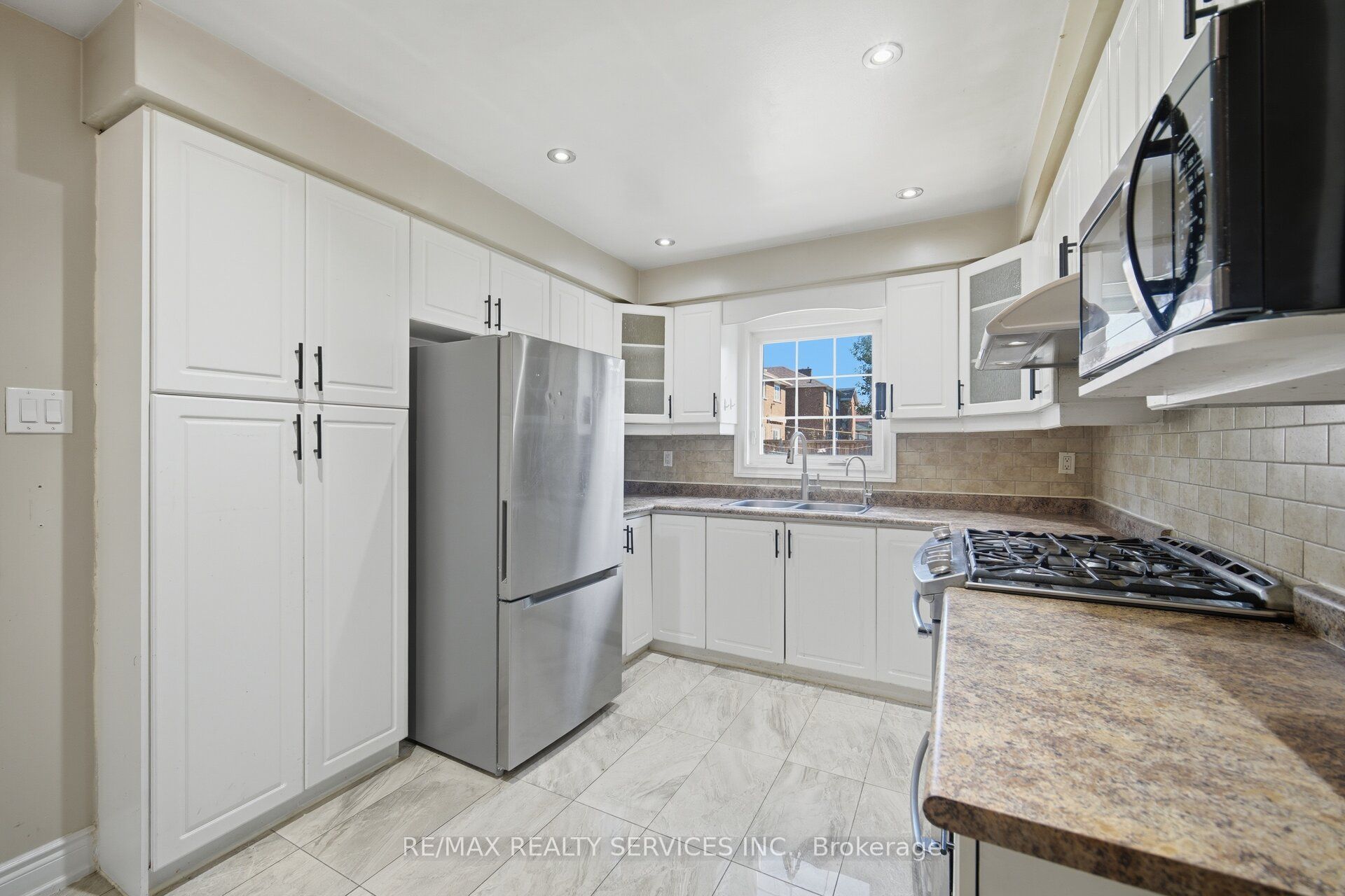 92 Tulip Drive Property Photo 18