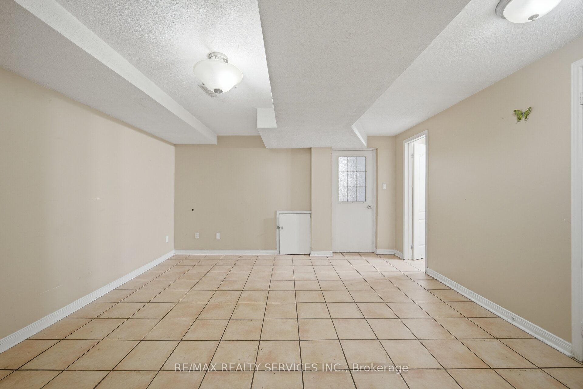 92 Tulip Drive Property Photo 37