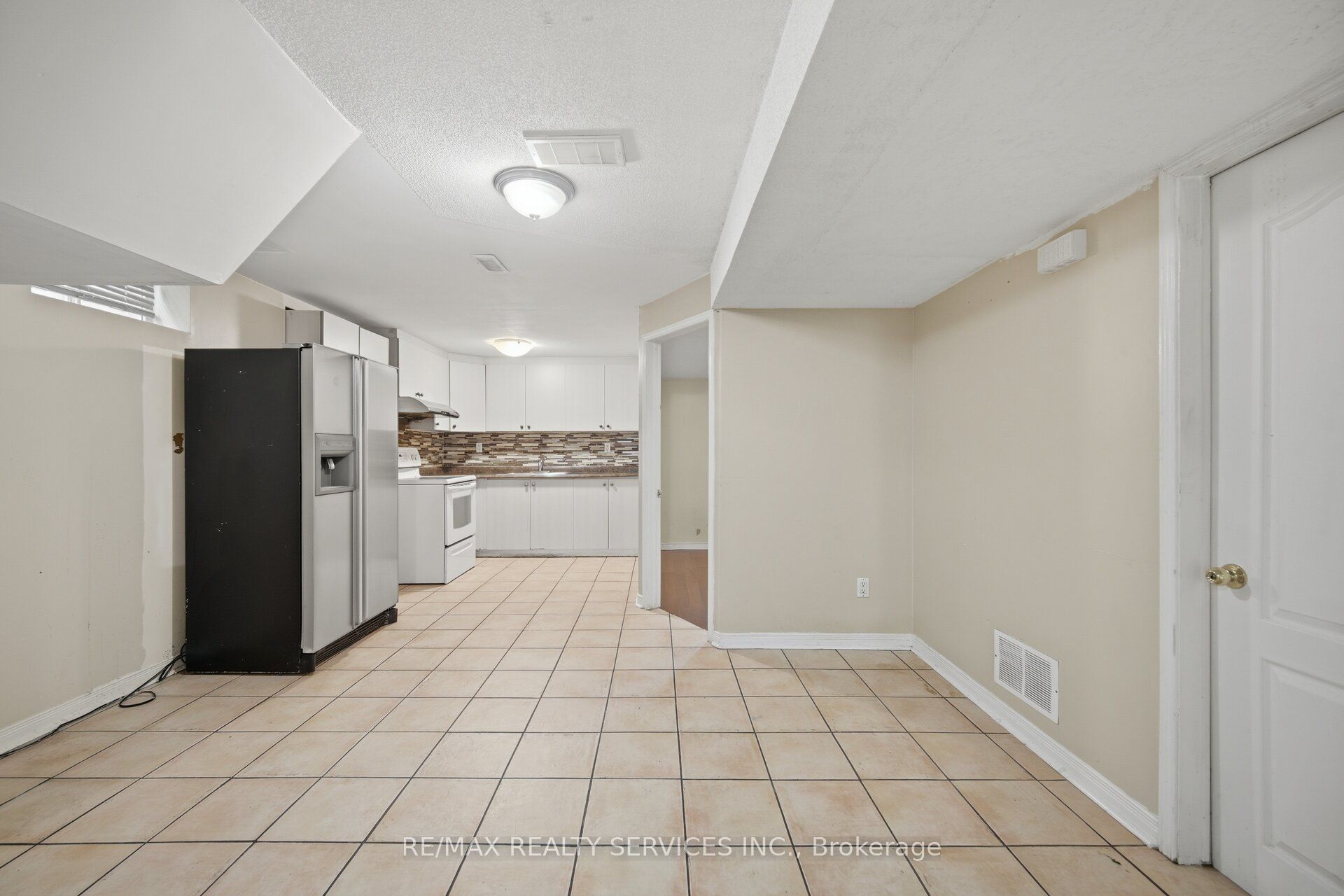 92 Tulip Drive Property Photo 40