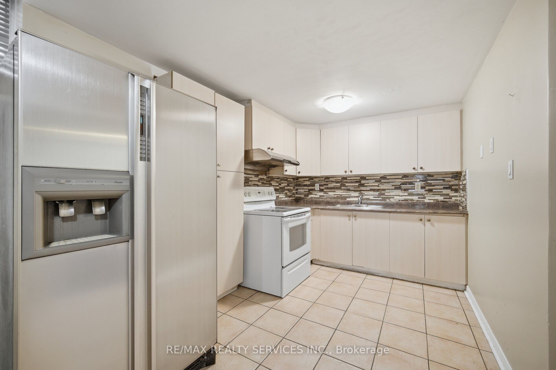 92 Tulip Drive Property Photo 41