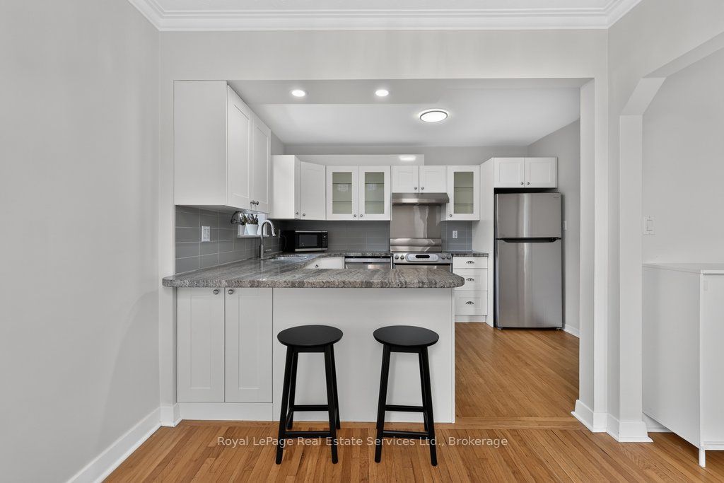 79 Kingswood Road Main Property Photo 6