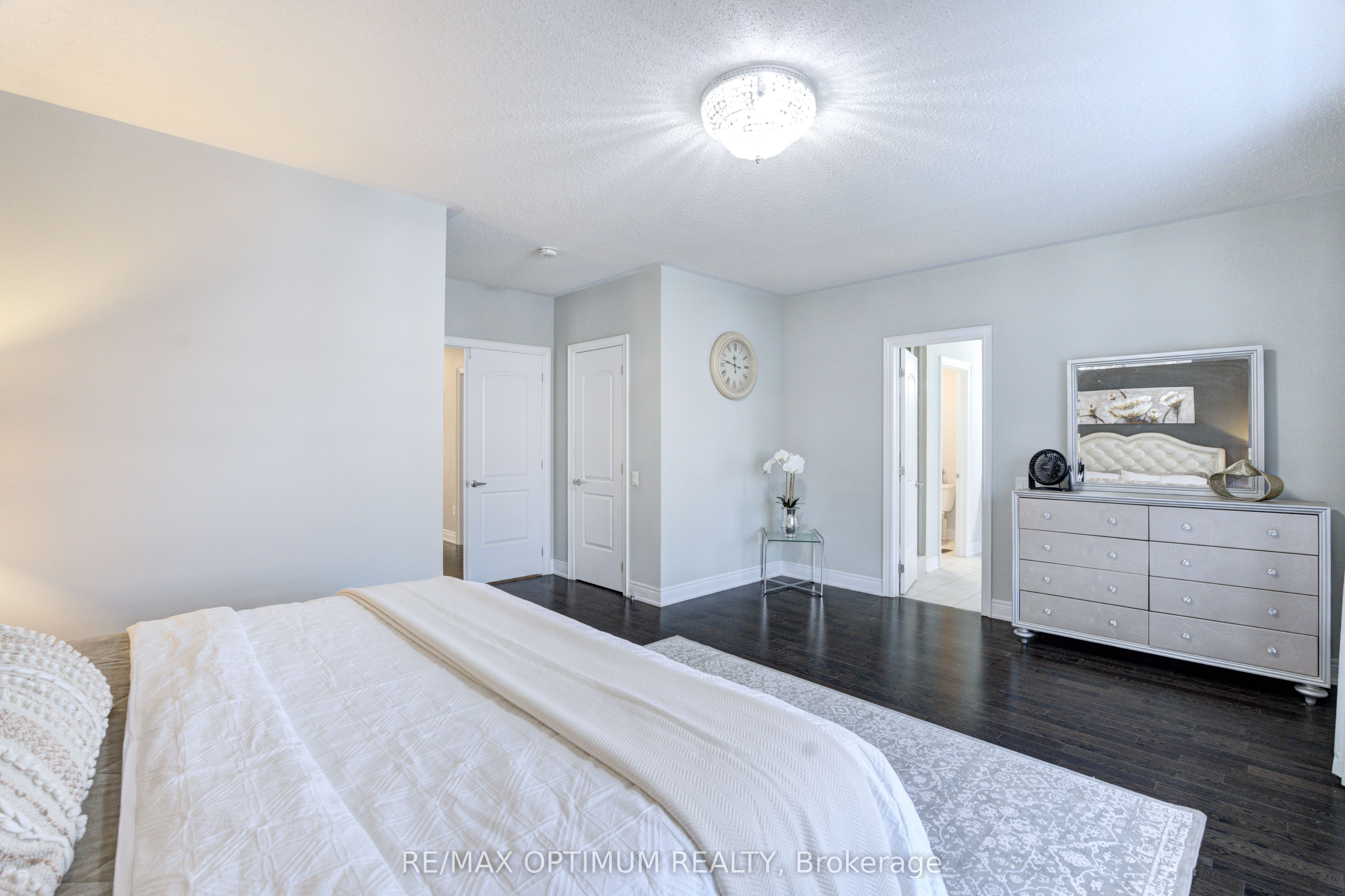 8 Lyle Way Property Photo 20