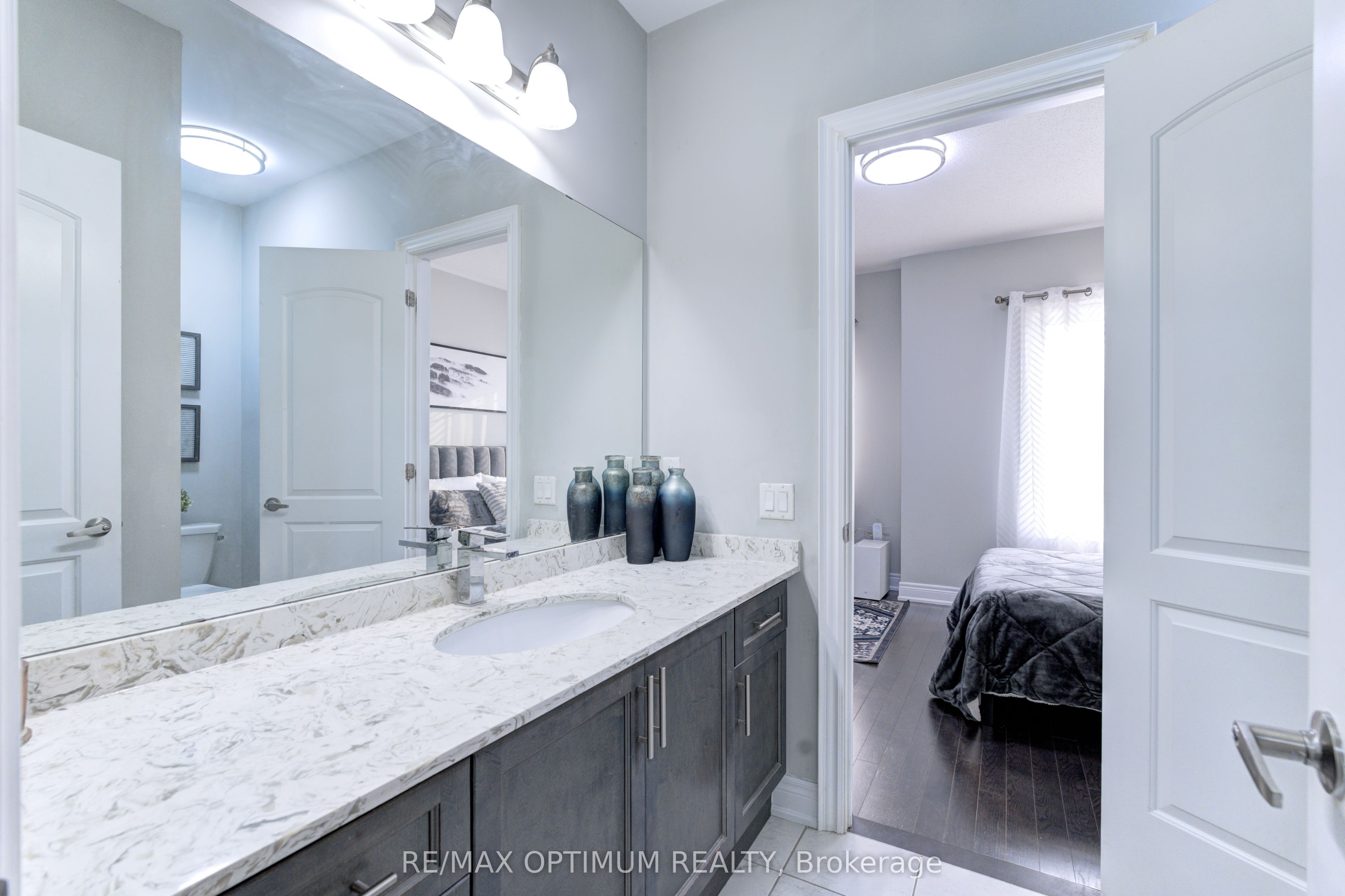 8 Lyle Way Property Photo 25