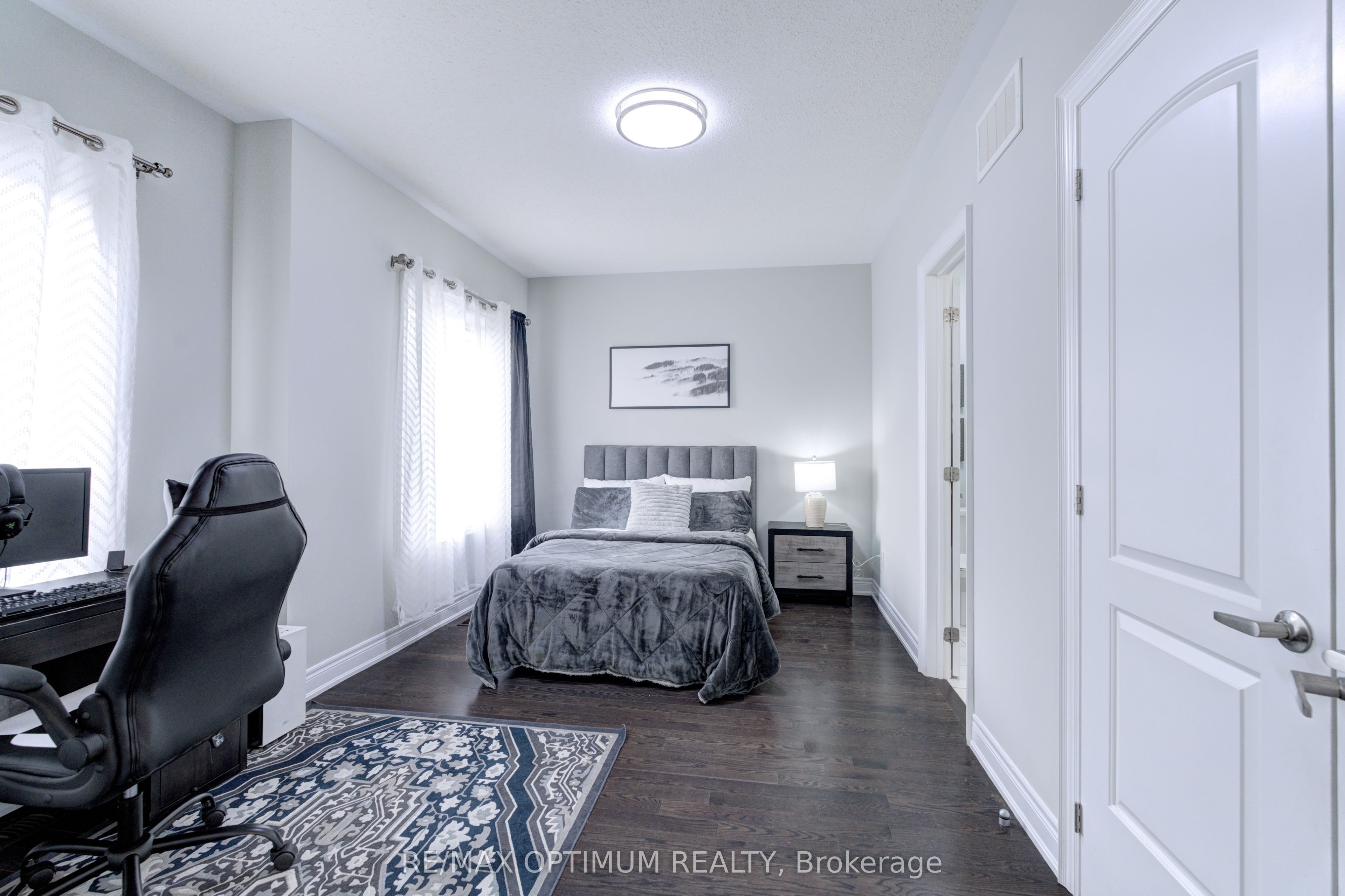 8 Lyle Way Property Photo 27
