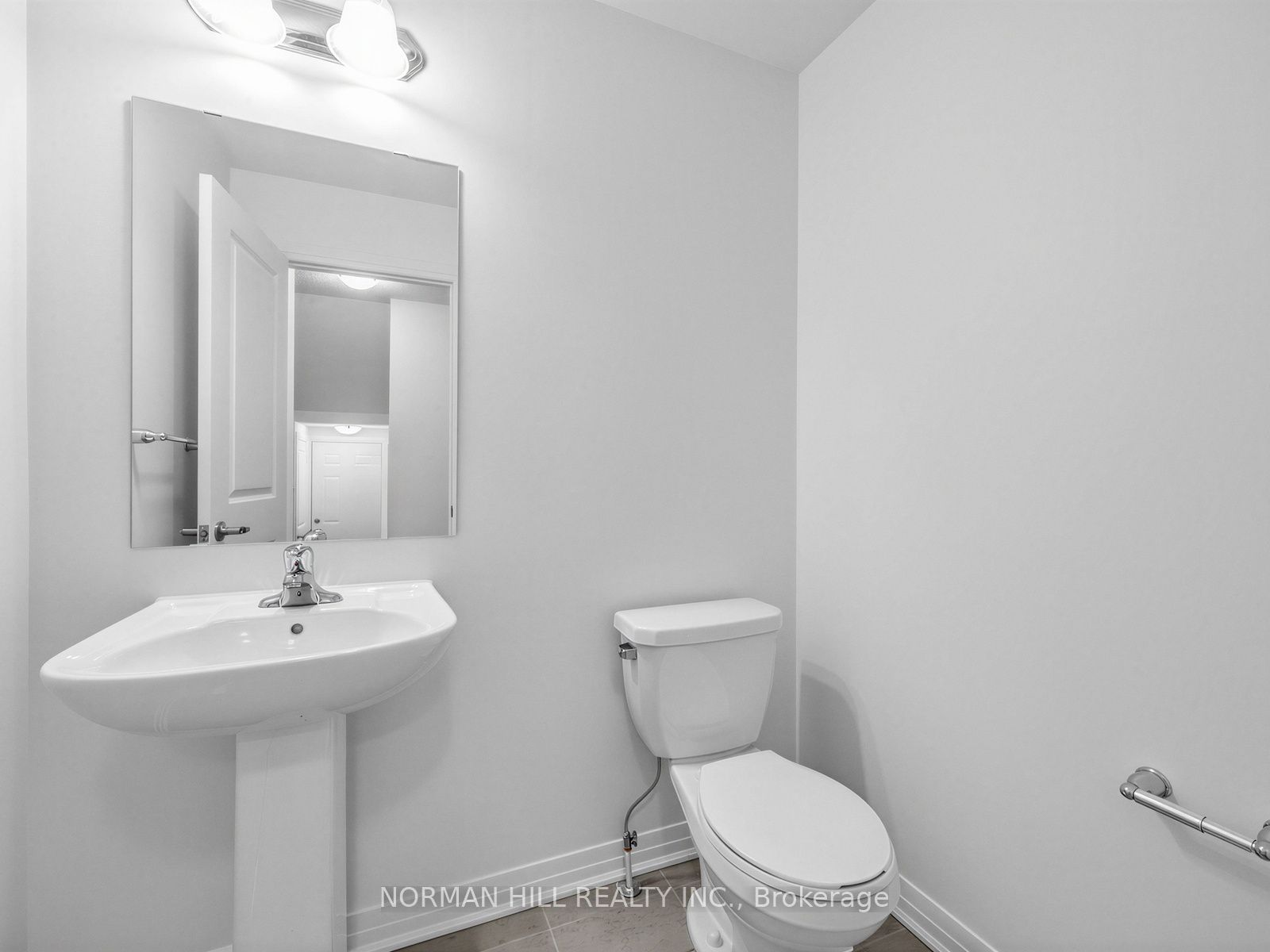 13 Guildhouse Drive Property Photo 8