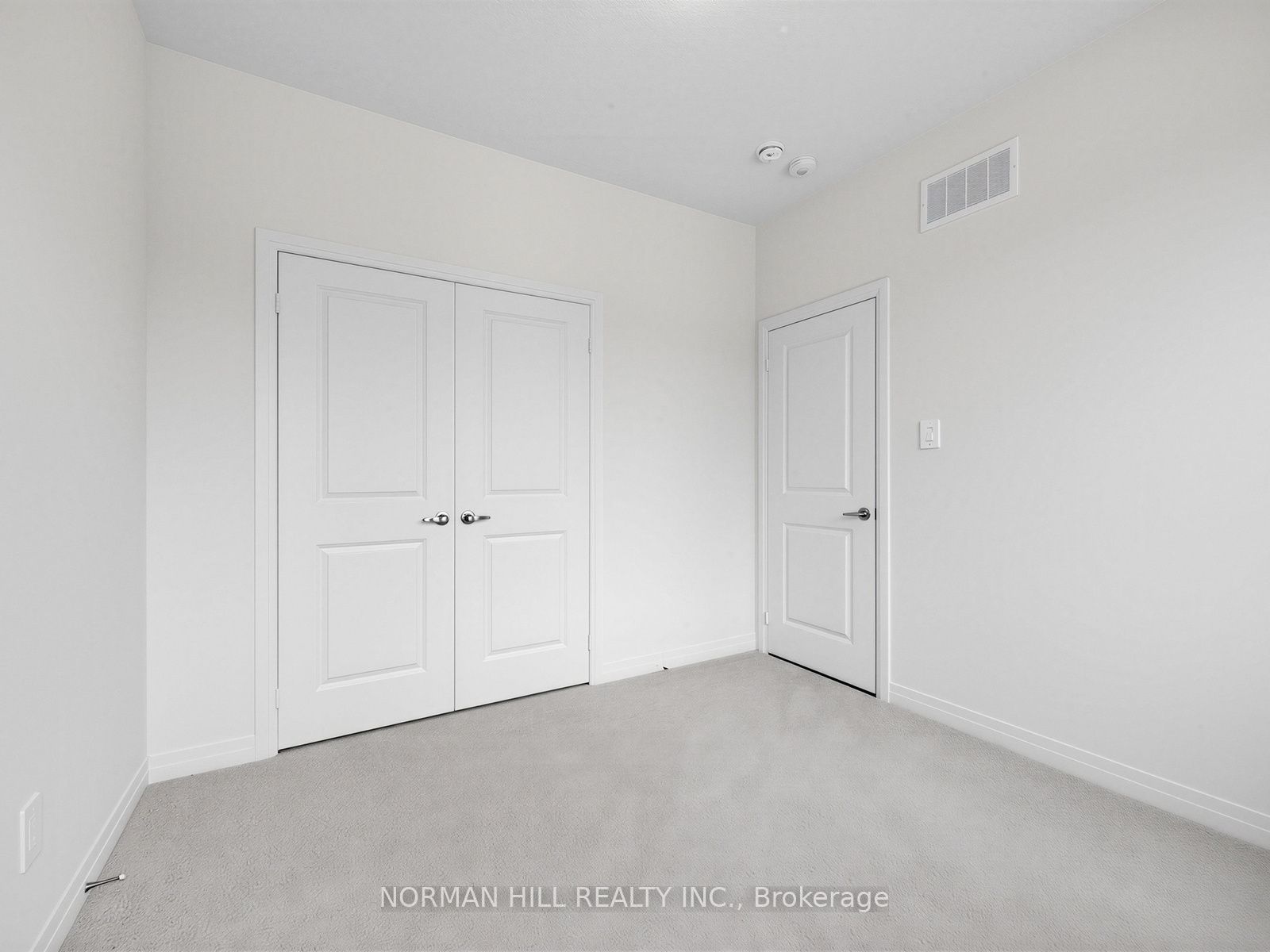 13 Guildhouse Drive Property Photo 21
