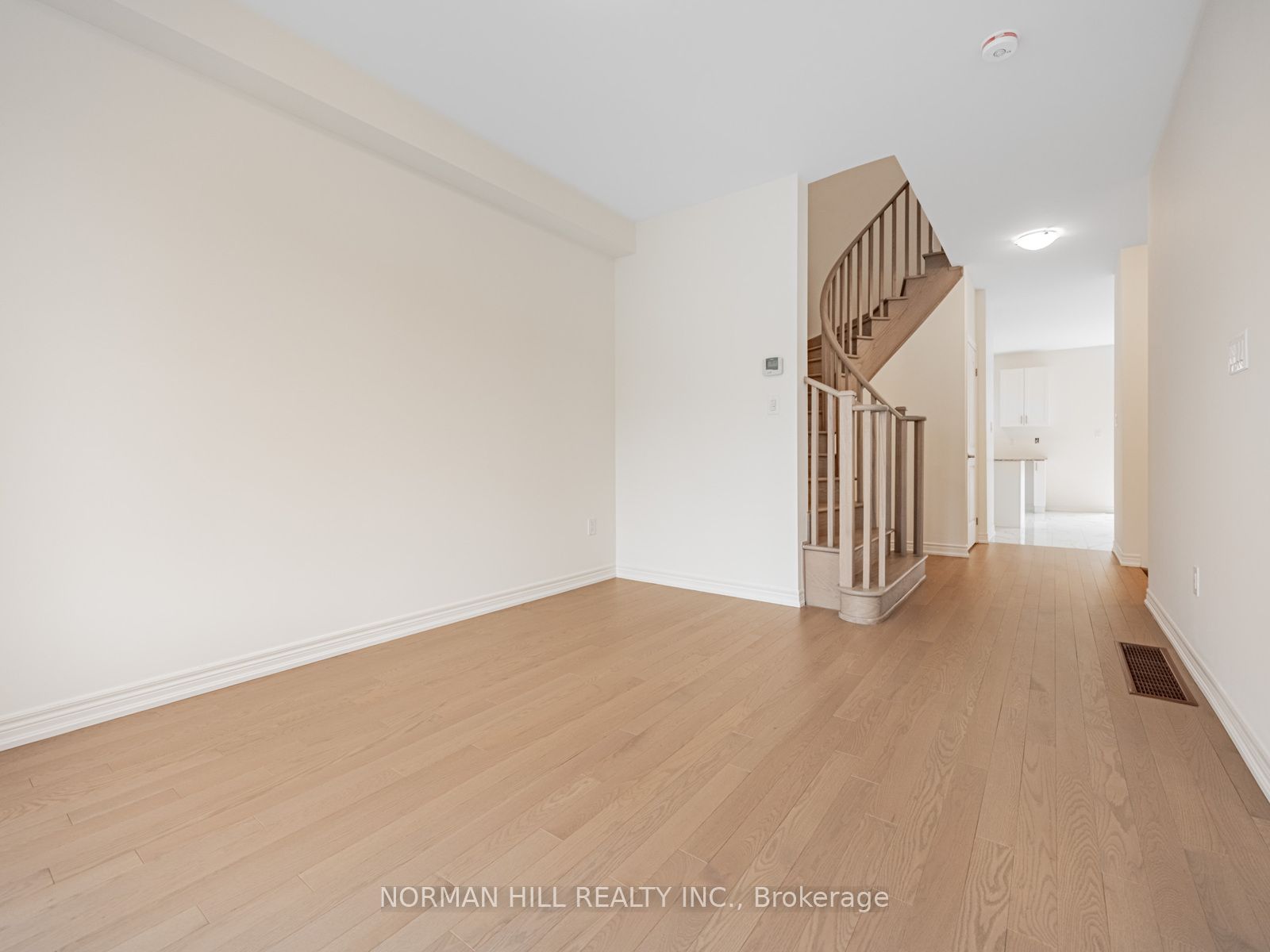 27 Unwind Crescent Property Photo 6