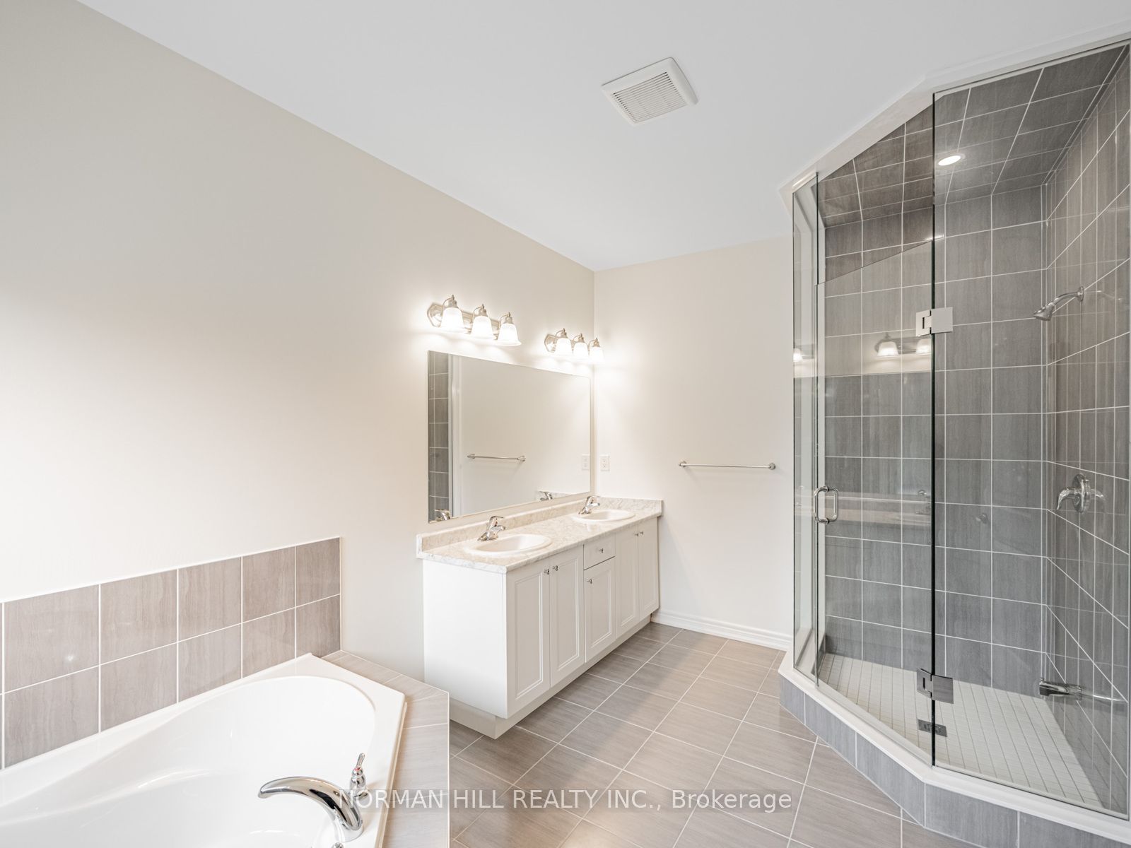 27 Unwind Crescent Property Photo 20