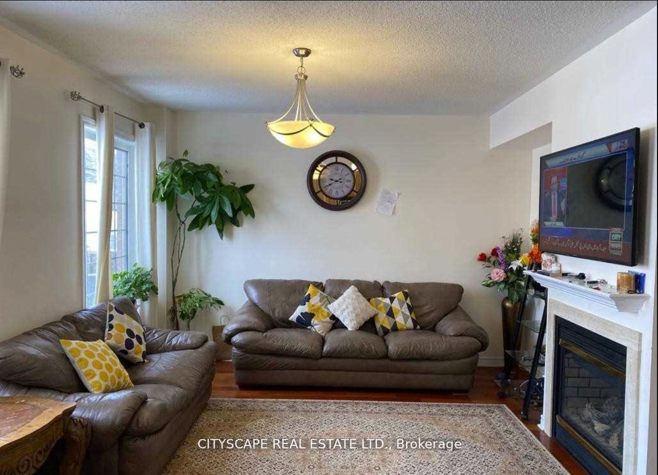 30 Sea Lion Road Main Property Photo 7