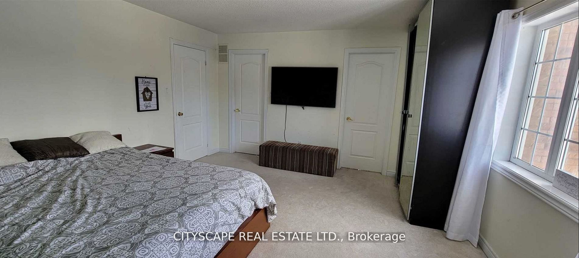 30 Sea Lion Road Main Property Photo 8