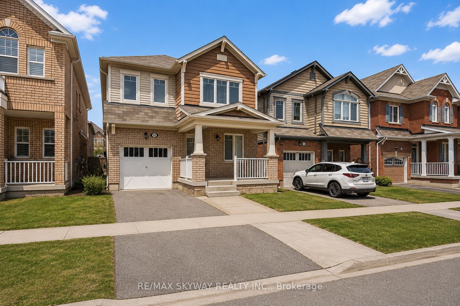 92 Stedford Crescent Property Photo 2