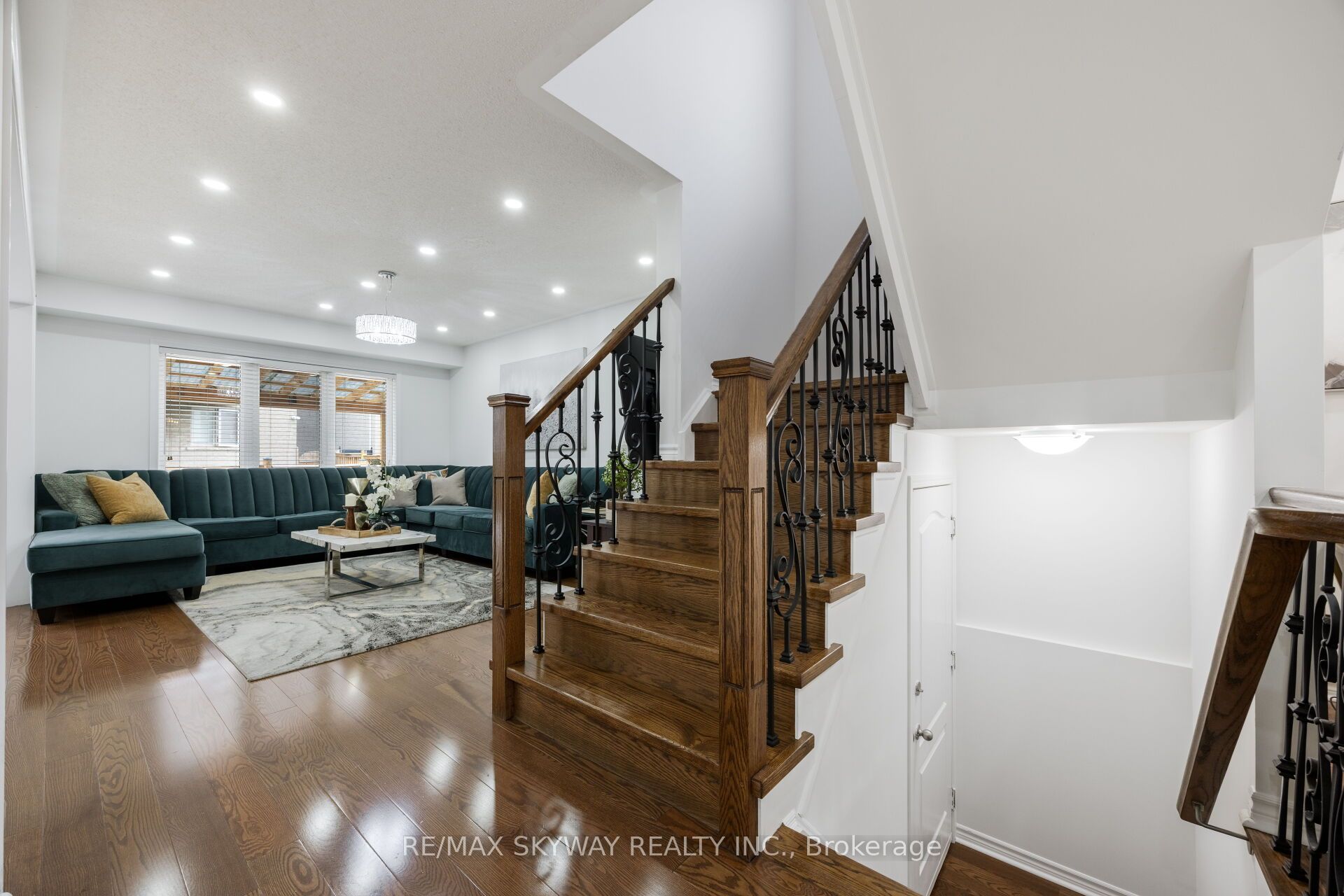 92 Stedford Crescent Property Photo 14