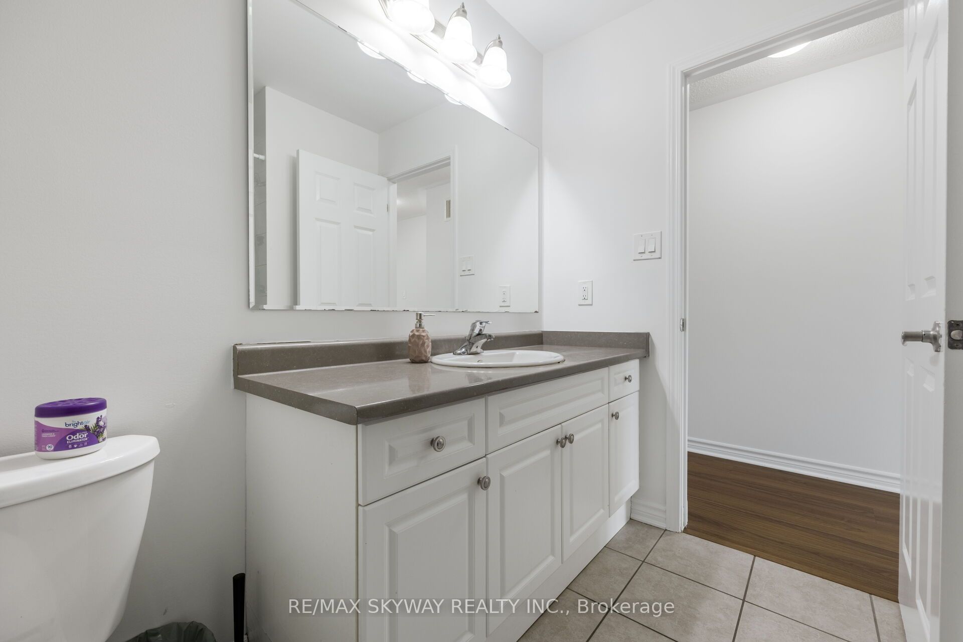 92 Stedford Crescent Property Photo 33