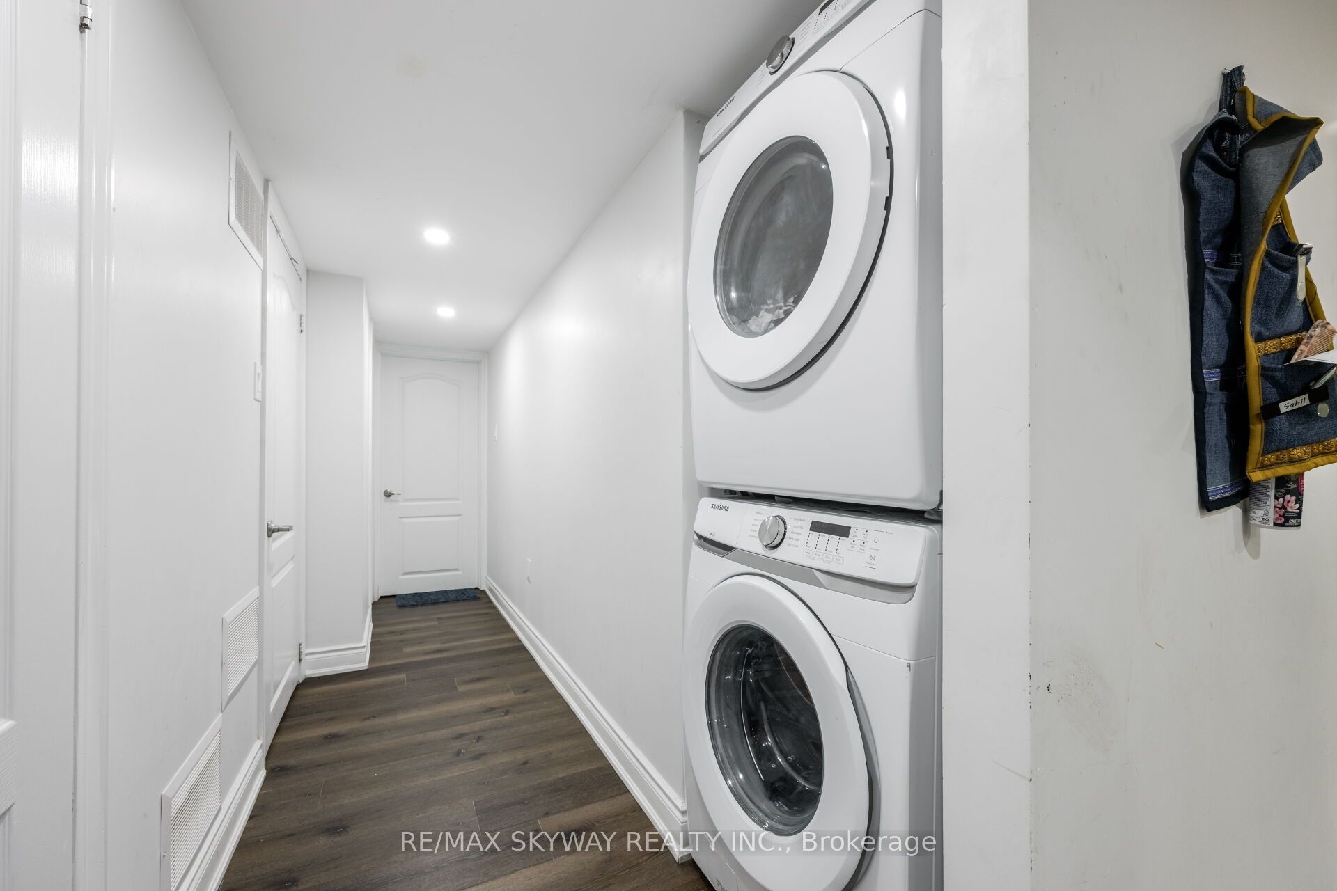 92 Stedford Crescent Property Photo 39