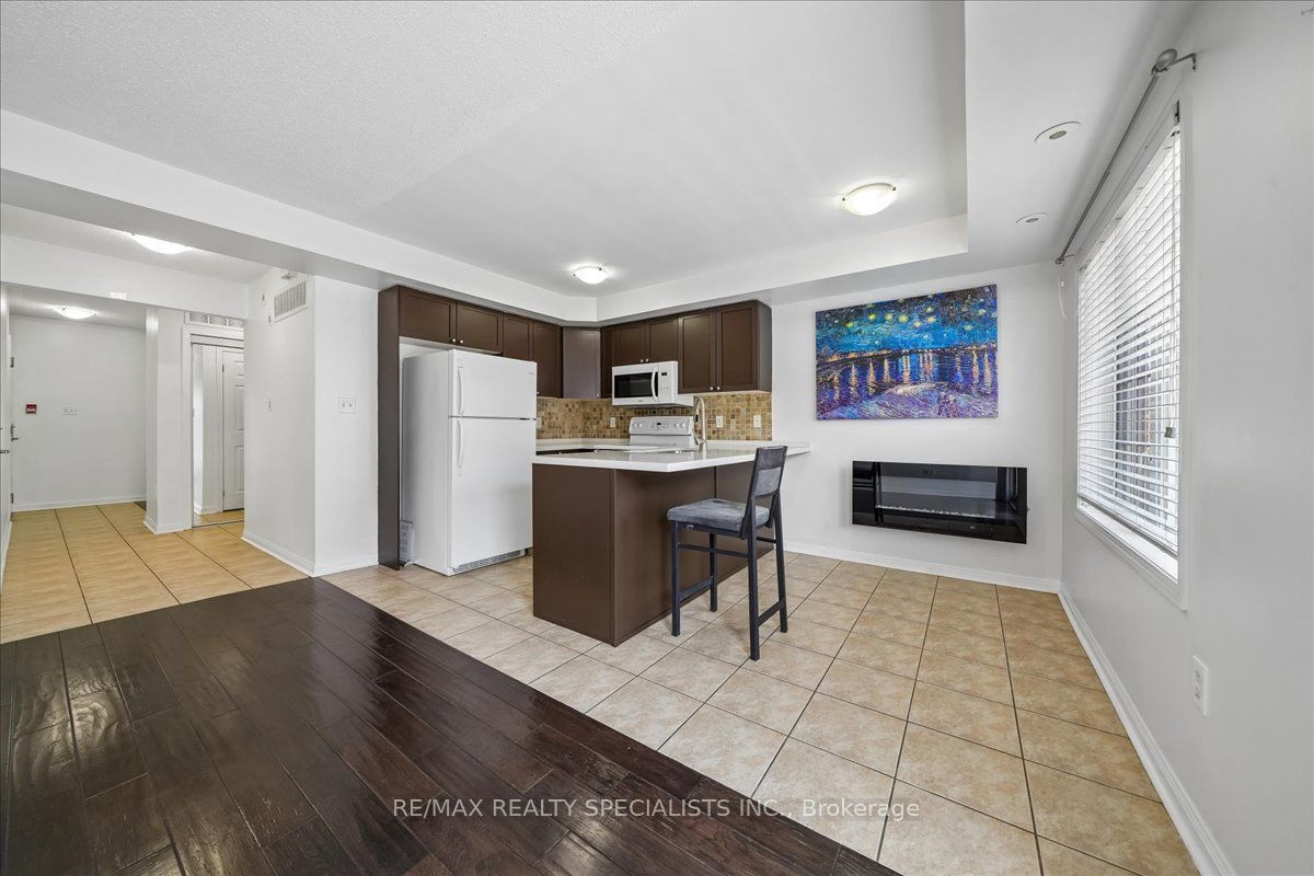 614 Shoreline Drive 5 Property Photo 16