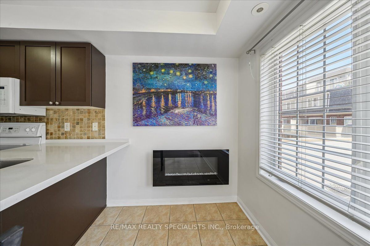 614 Shoreline Drive 5 Property Photo 18