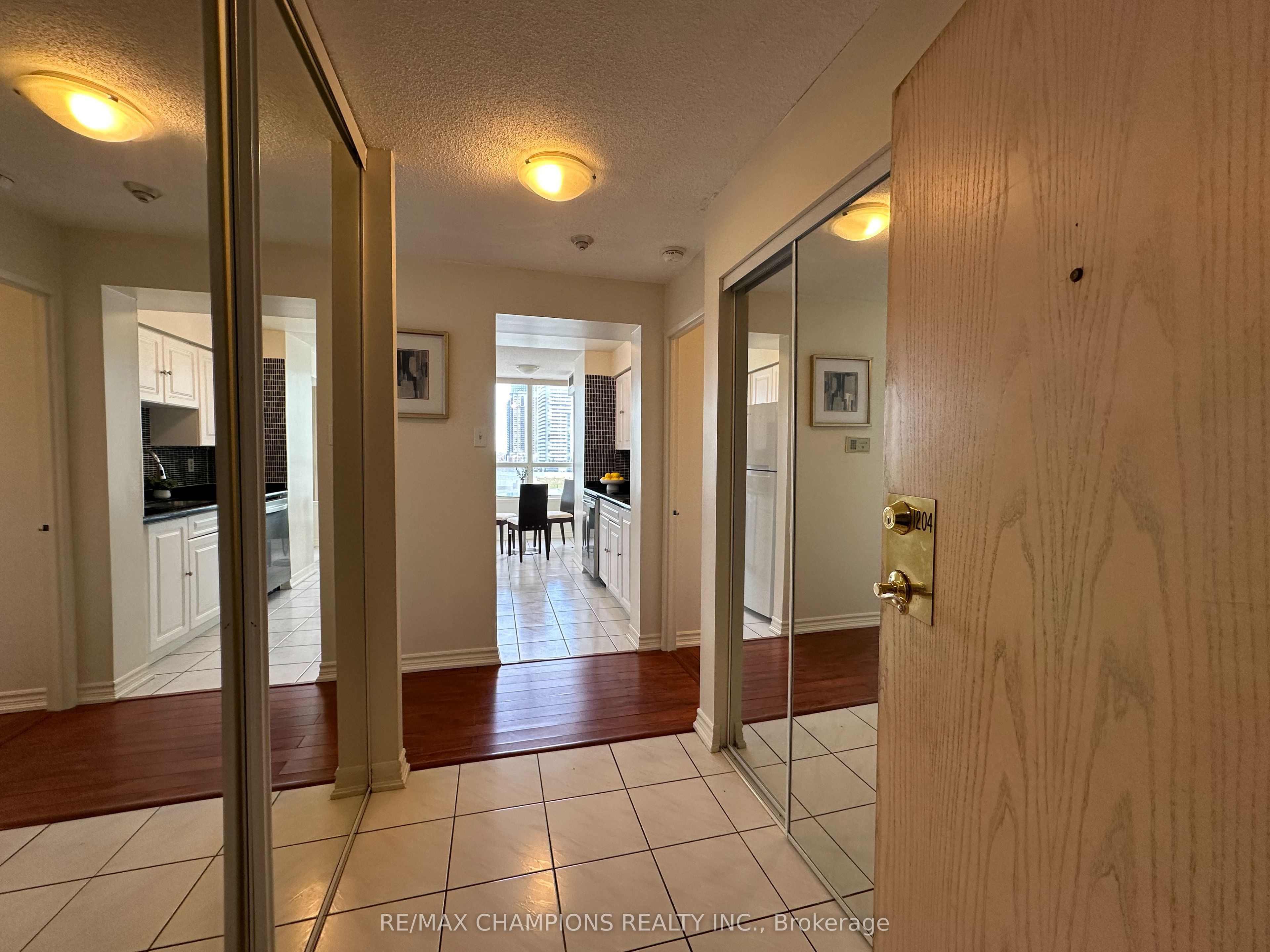 400 Webb Drive 1204 Property Photo 5