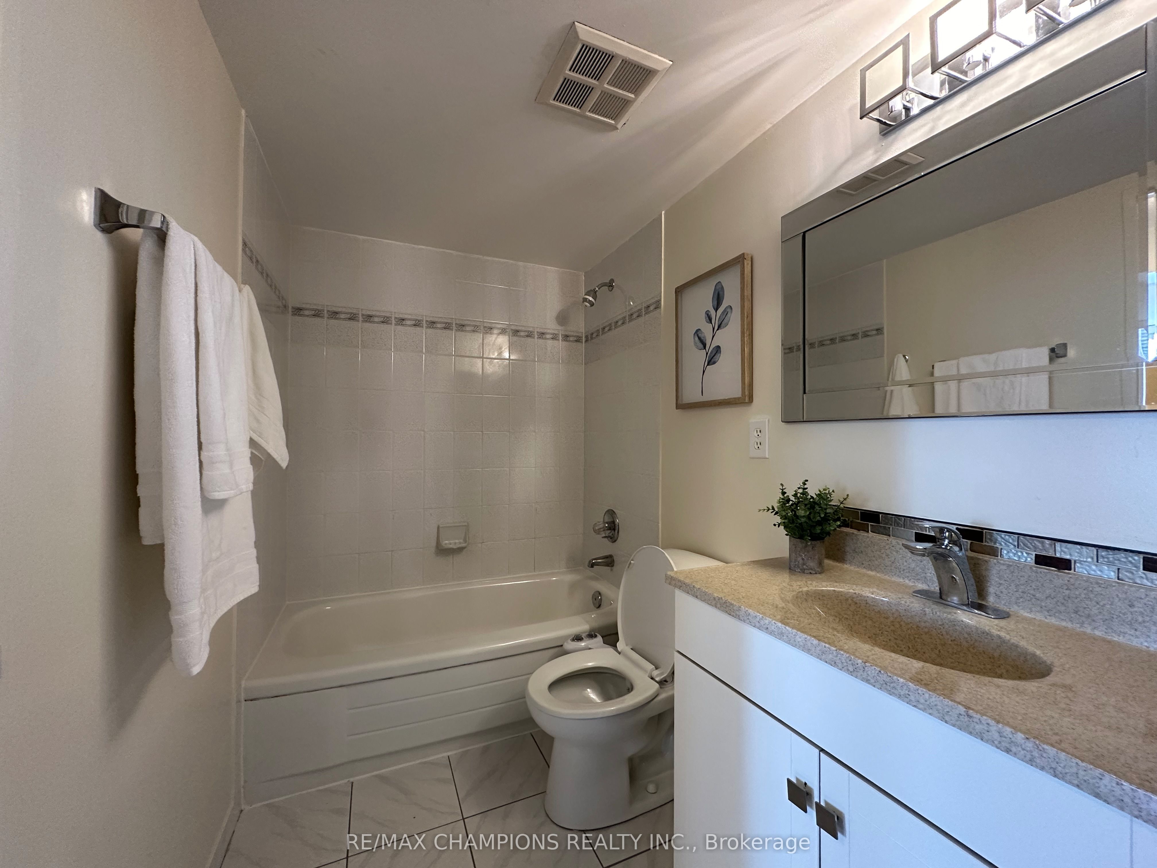 400 Webb Drive 1204 Property Photo 16