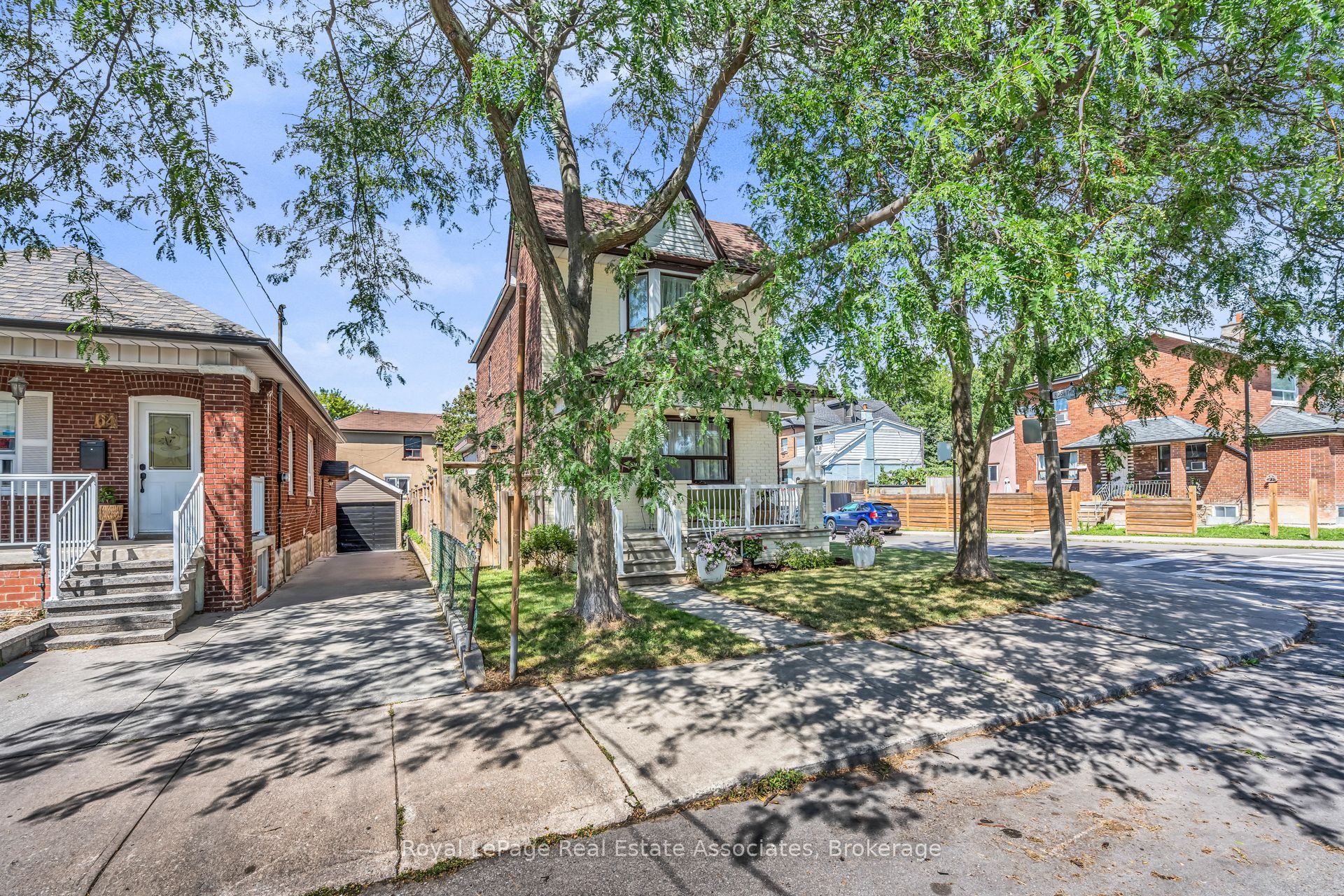 62 Rowntree Avenue Property Photo 4