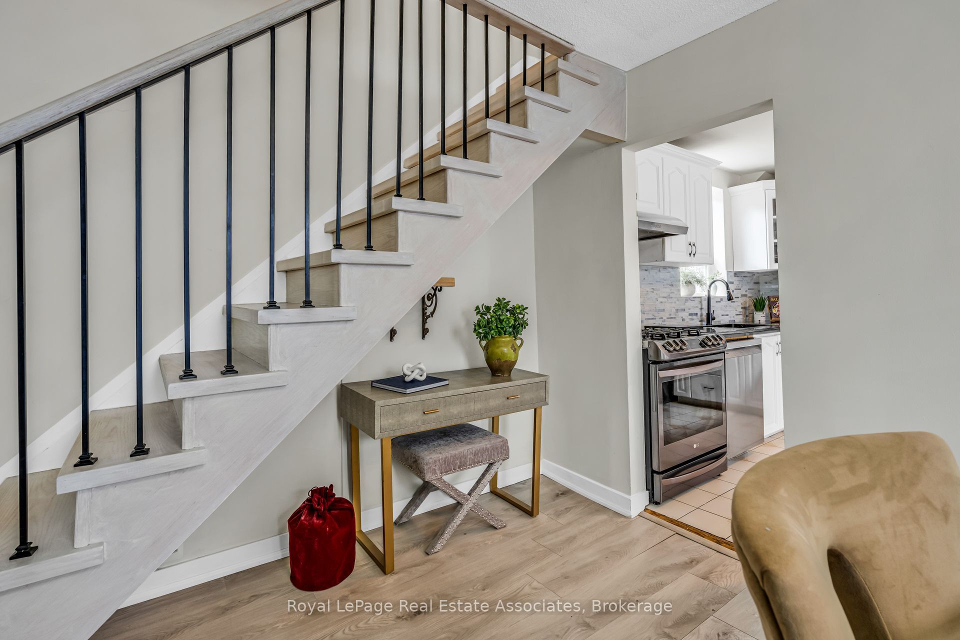 62 Rowntree Avenue Property Photo 17