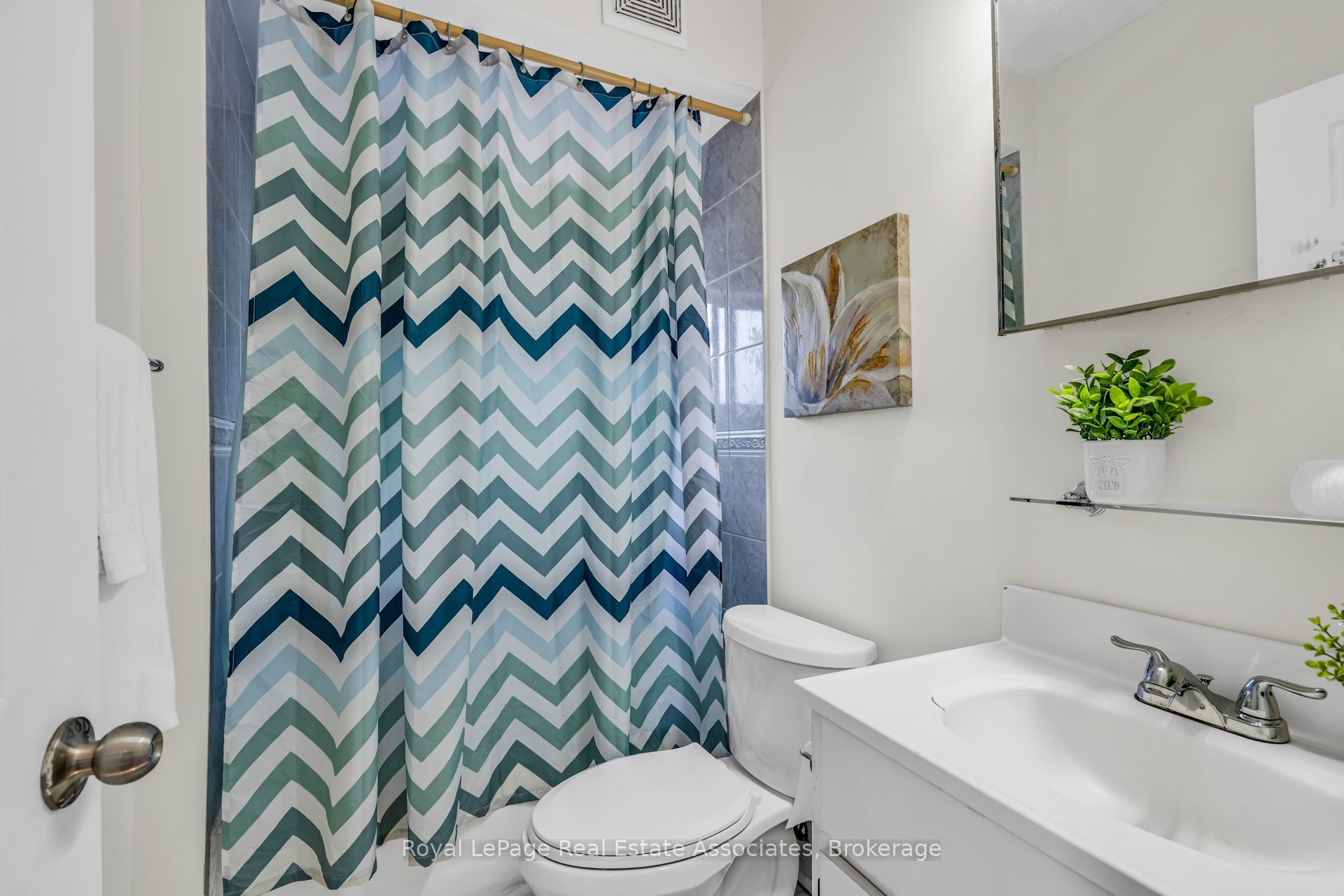 62 Rowntree Avenue Property Photo 32