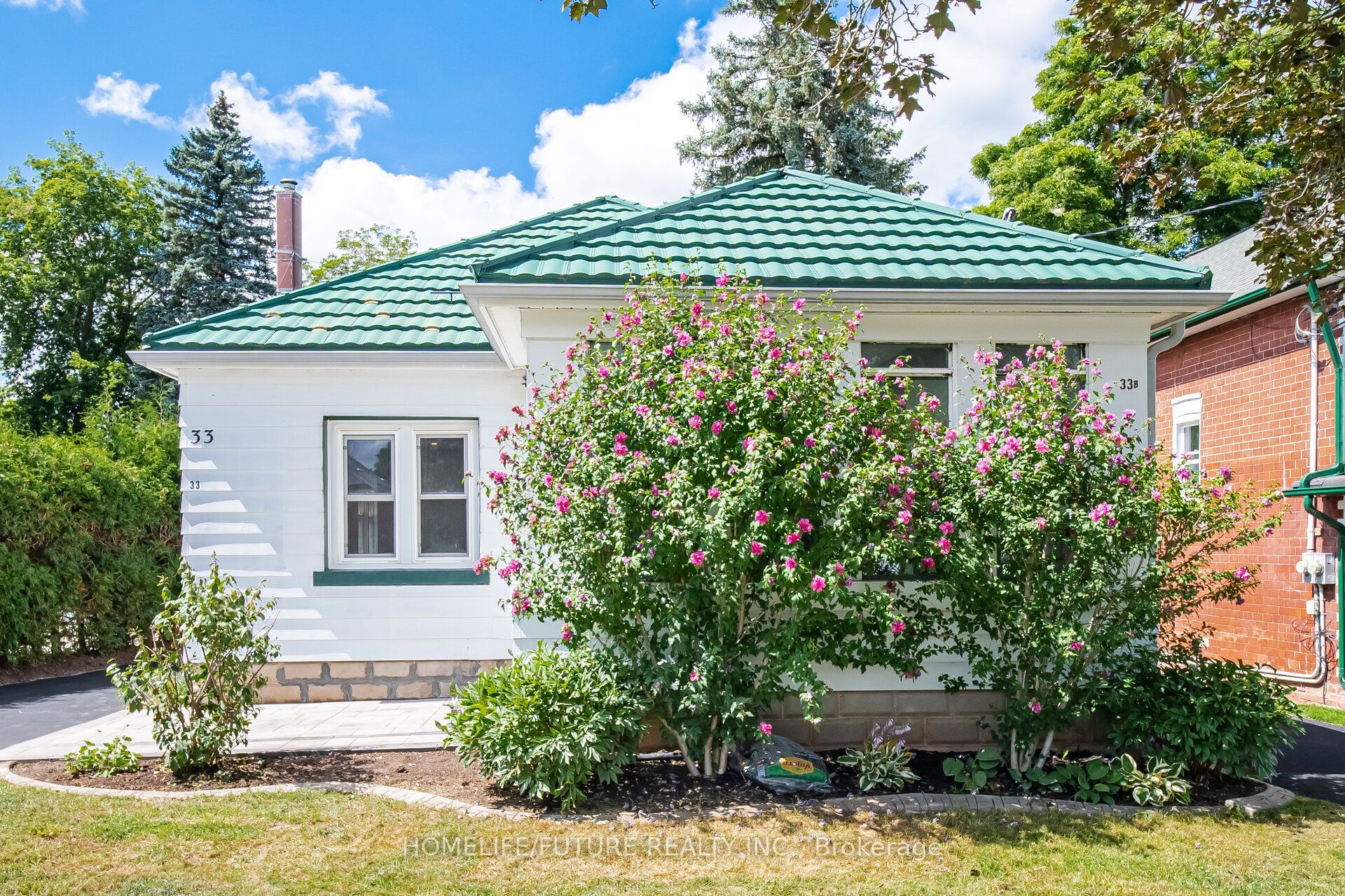 33 Brock Street Property Photo 1