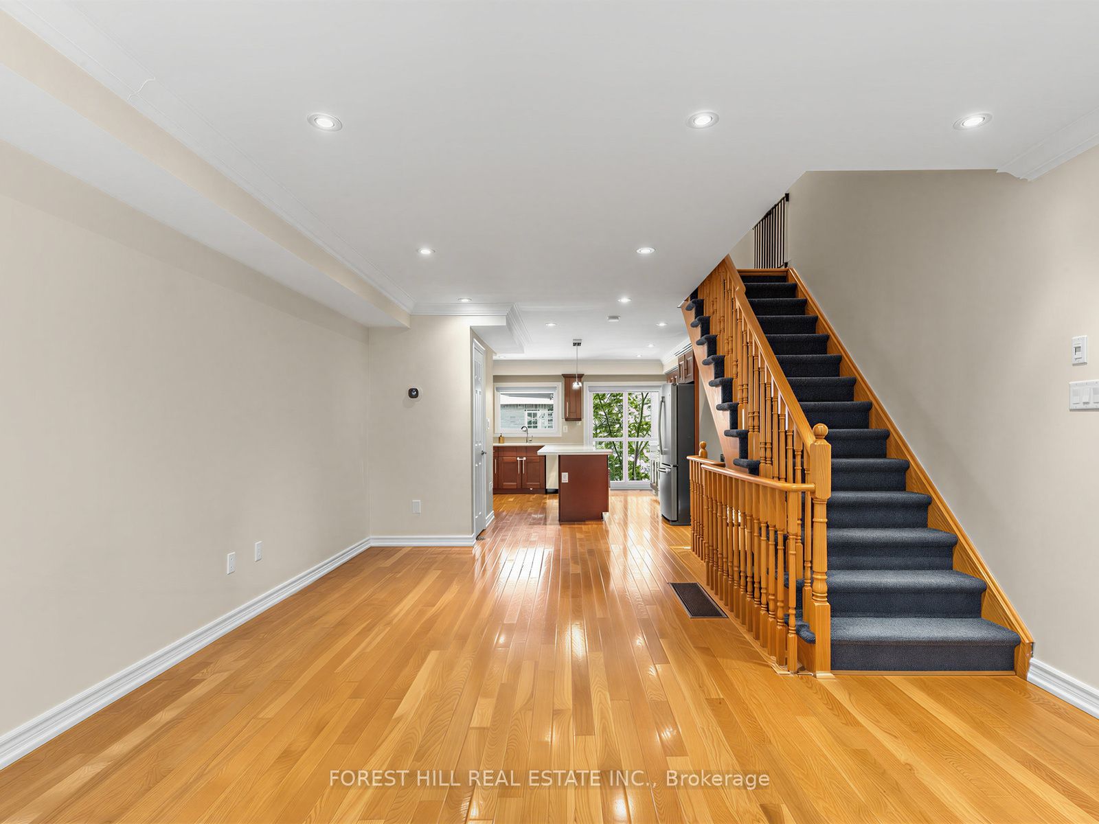37 Birdstone Crescent Property Photo 14