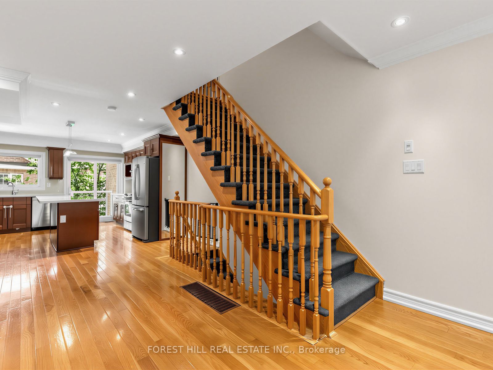 37 Birdstone Crescent Property Photo 15