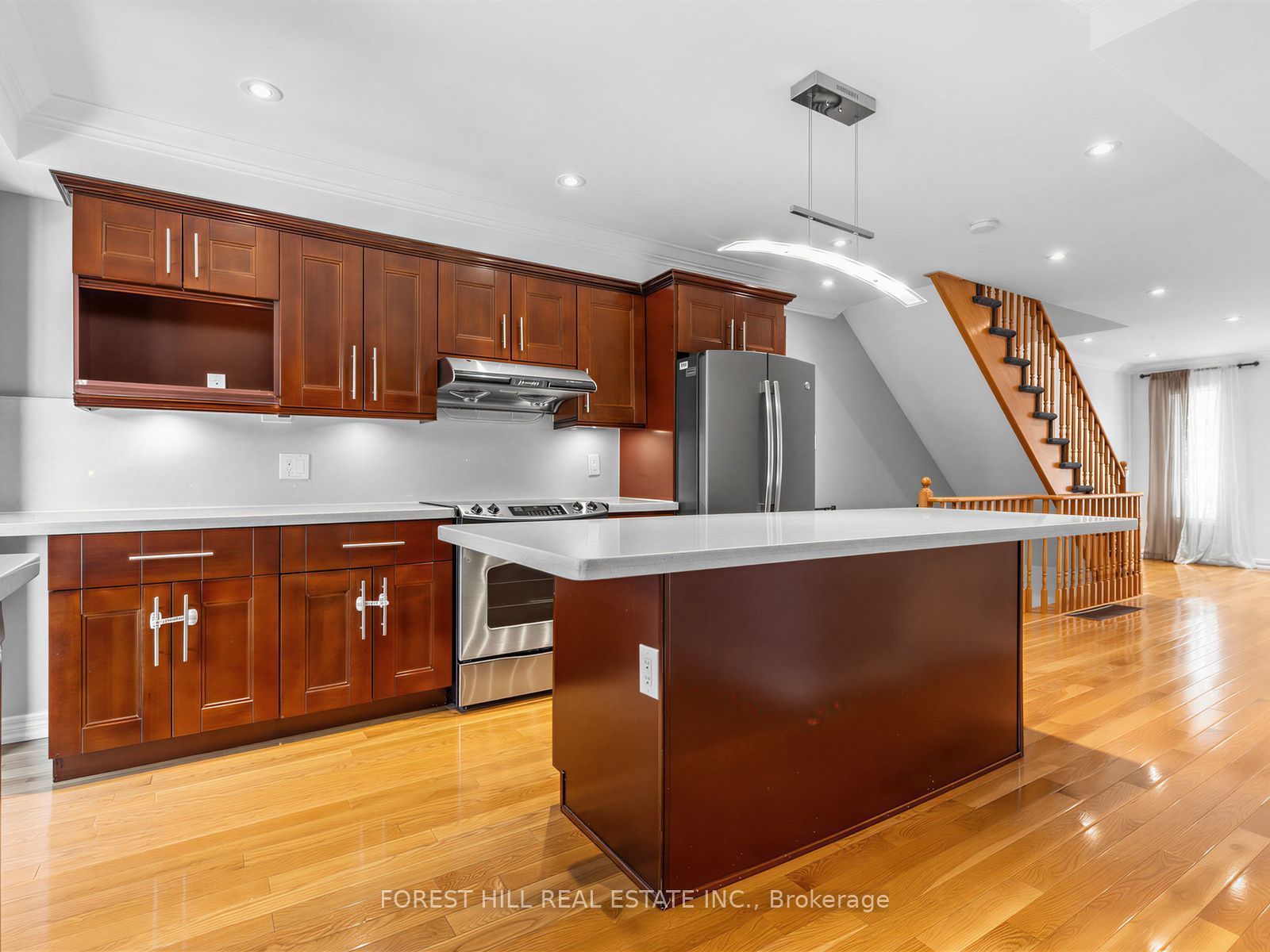 37 Birdstone Crescent Property Photo 18
