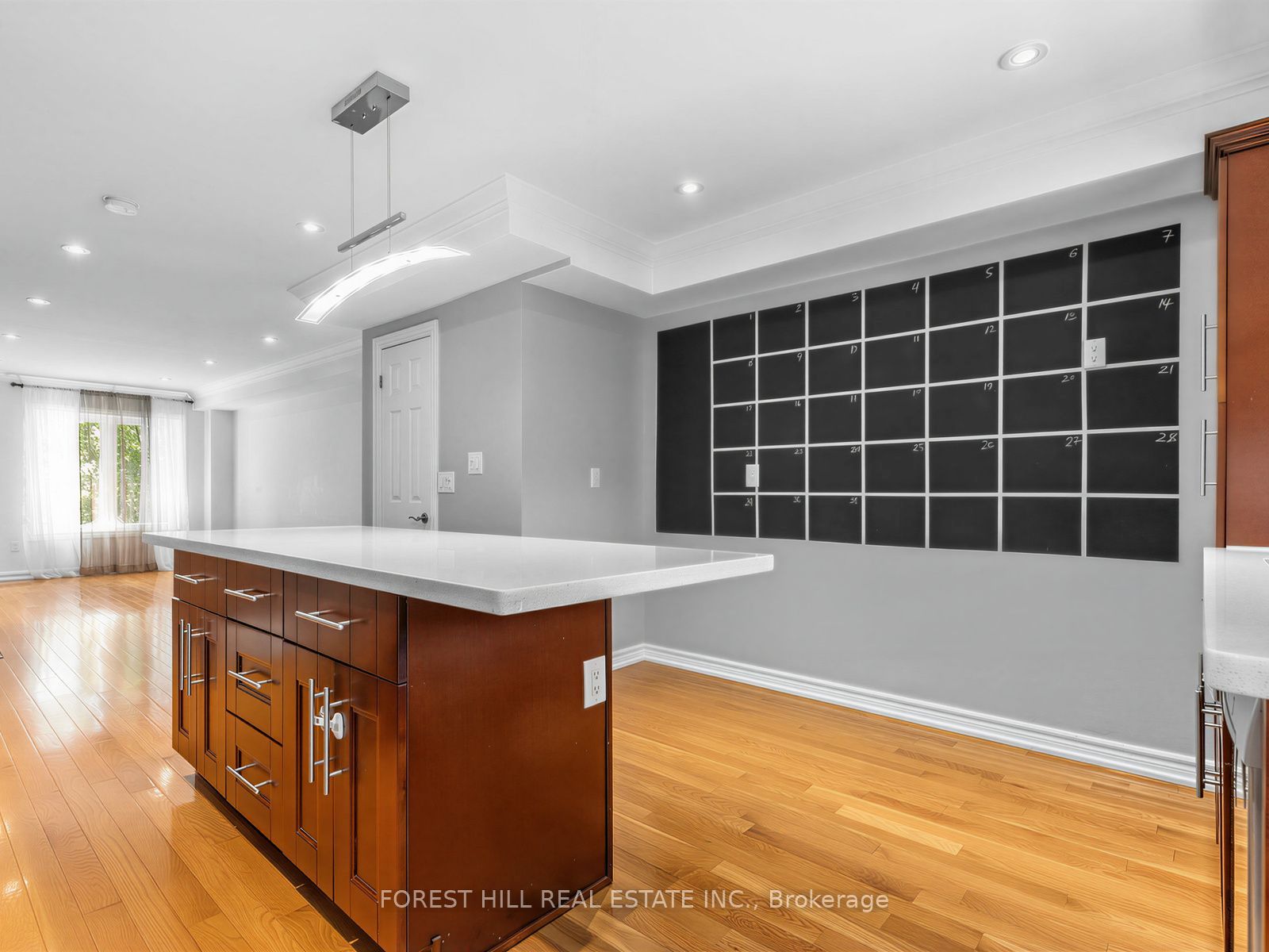 37 Birdstone Crescent Property Photo 19