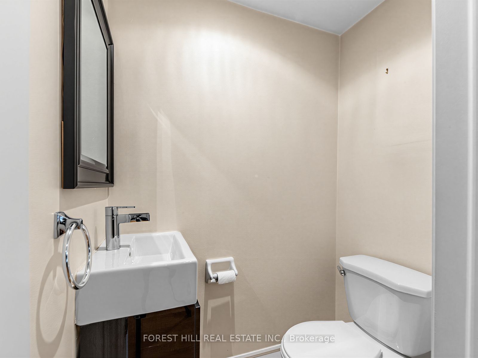 37 Birdstone Crescent Property Photo 24