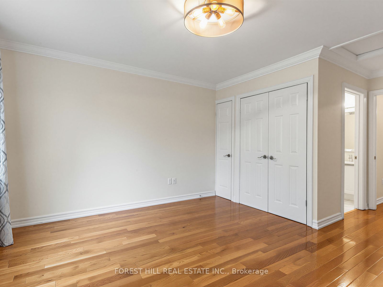 37 Birdstone Crescent Property Photo 28