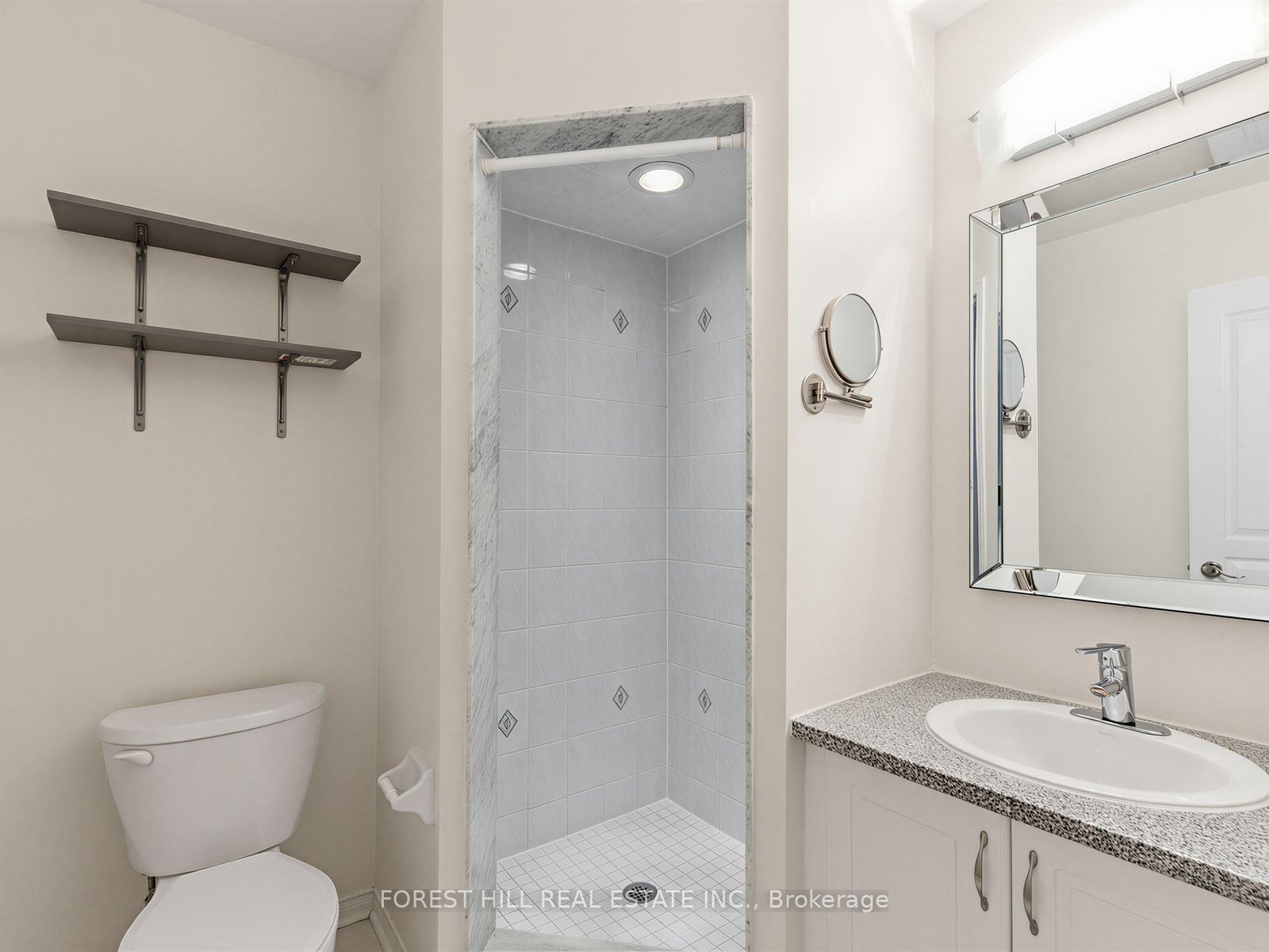37 Birdstone Crescent Property Photo 29