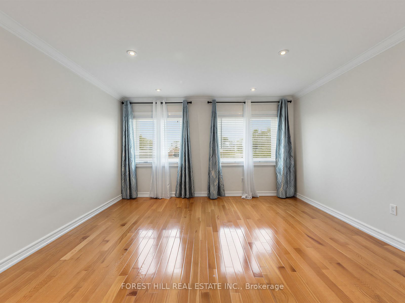37 Birdstone Crescent Property Photo 31