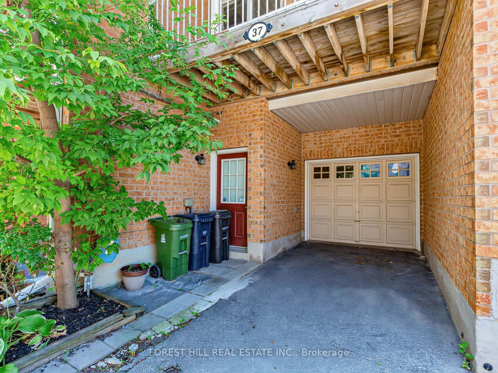 37 Birdstone Crescent Property Photo 40