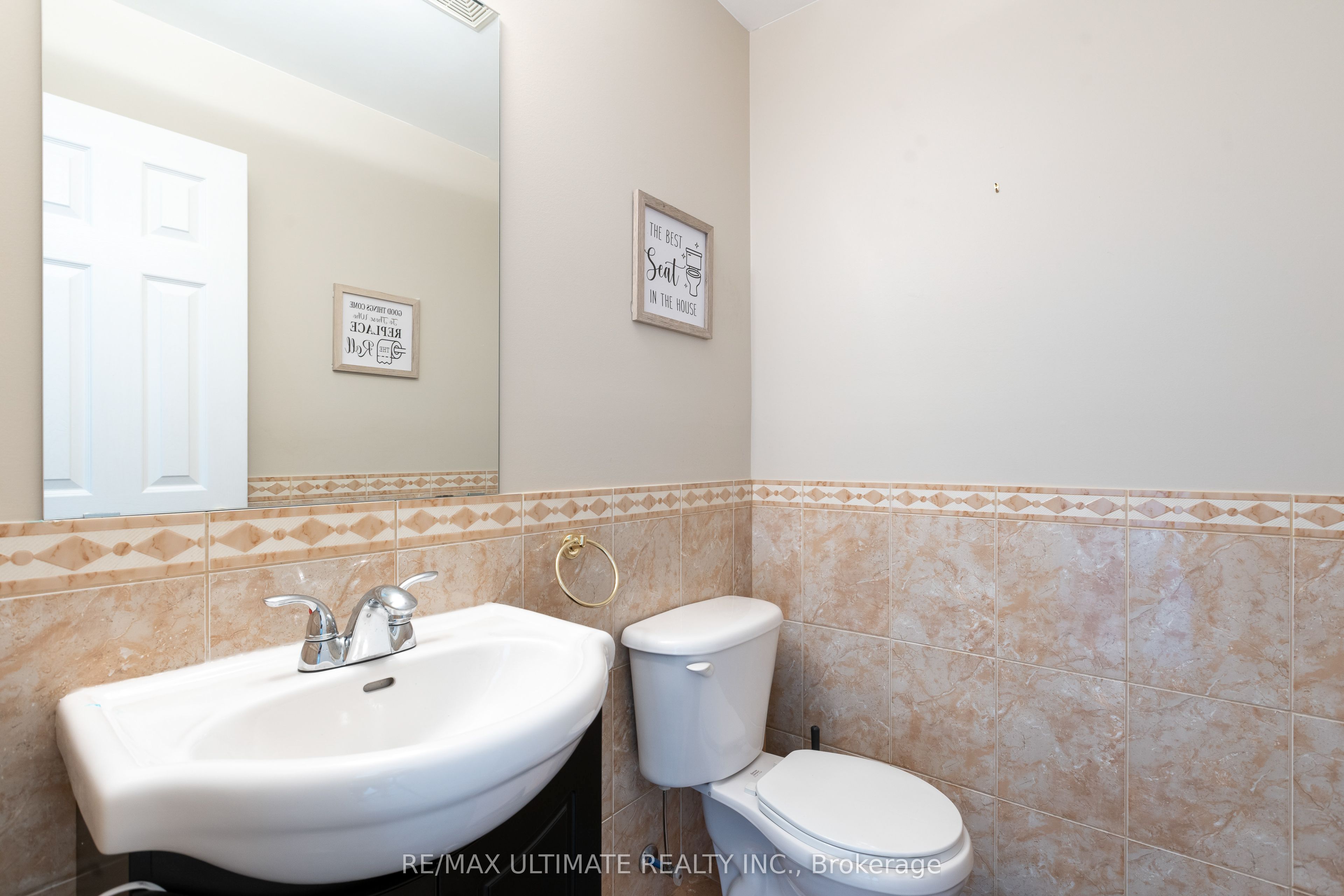 6560 Opera Glass Crescent Property Photo 4
