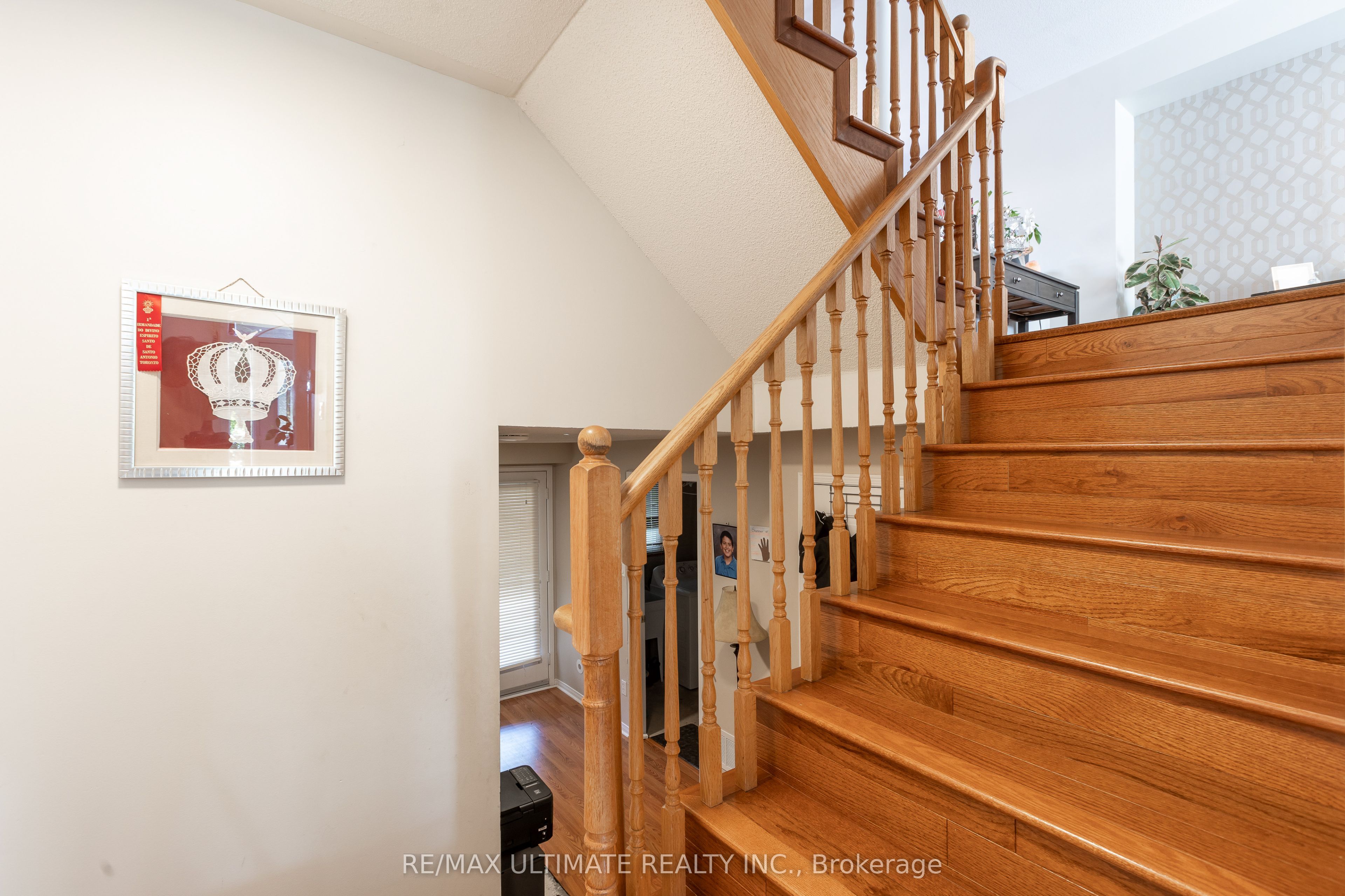 6560 Opera Glass Crescent Property Photo 5