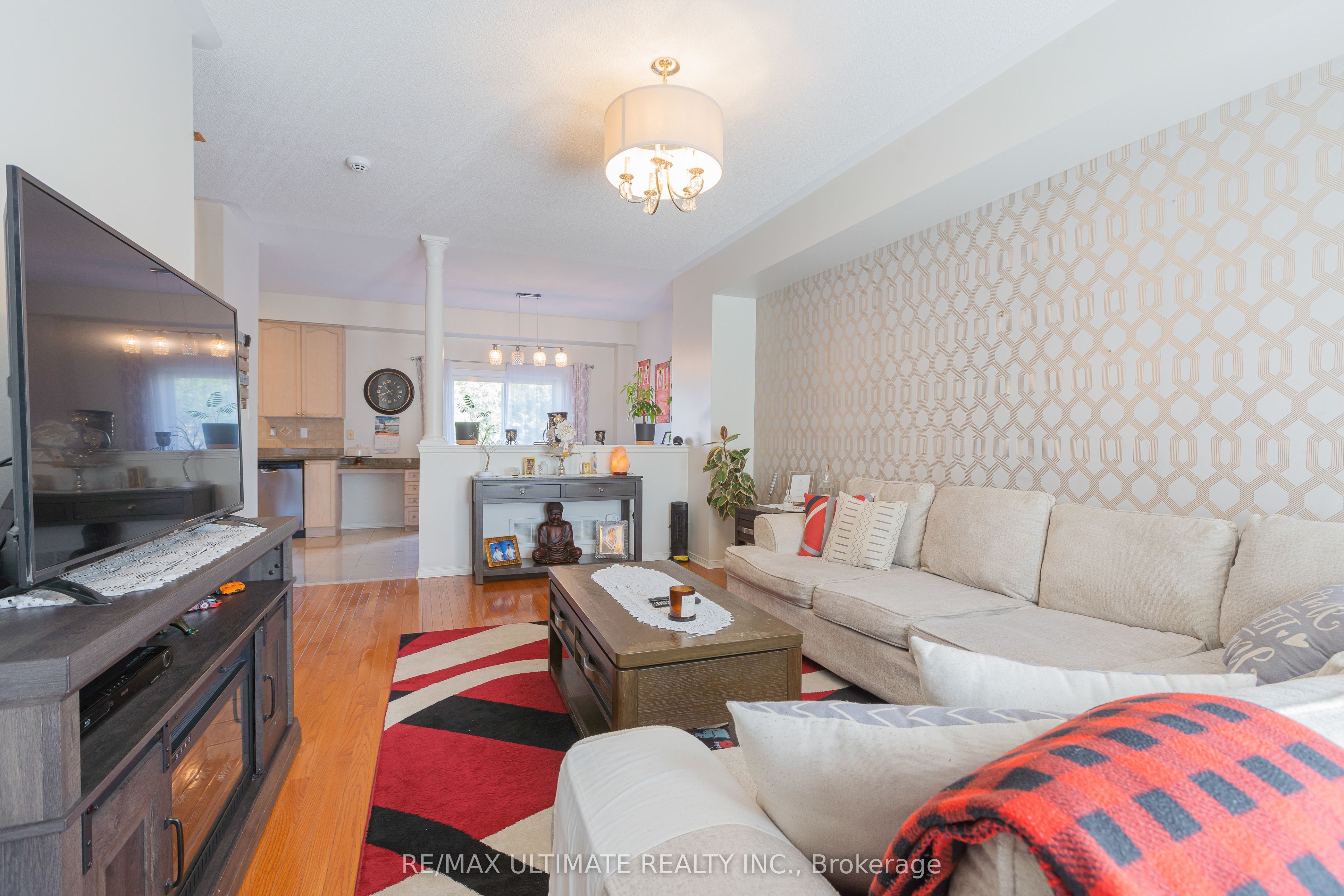 6560 Opera Glass Crescent Property Photo 9