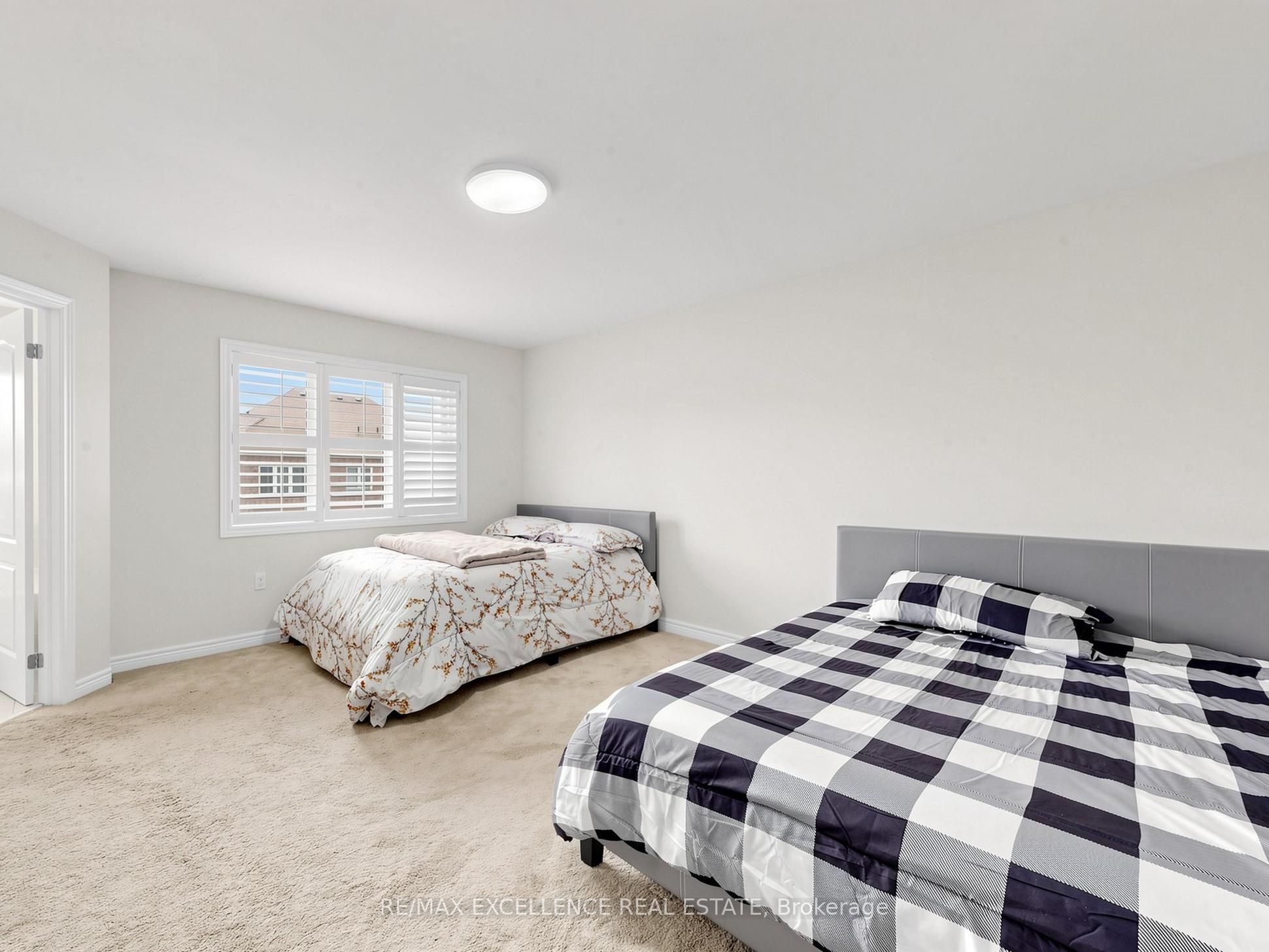 61 Campwood Crescent Property Photo 23
