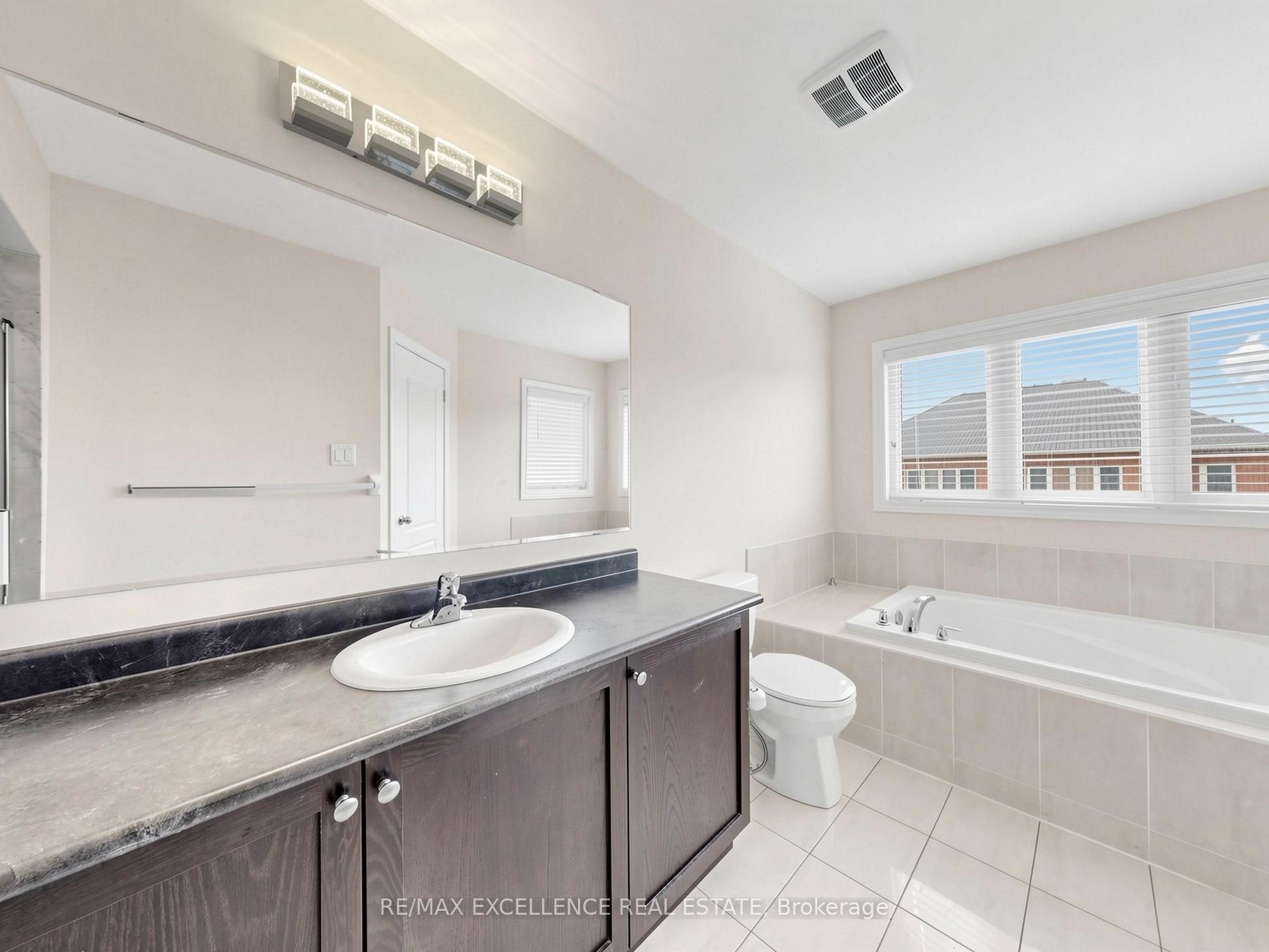 61 Campwood Crescent Property Photo 26