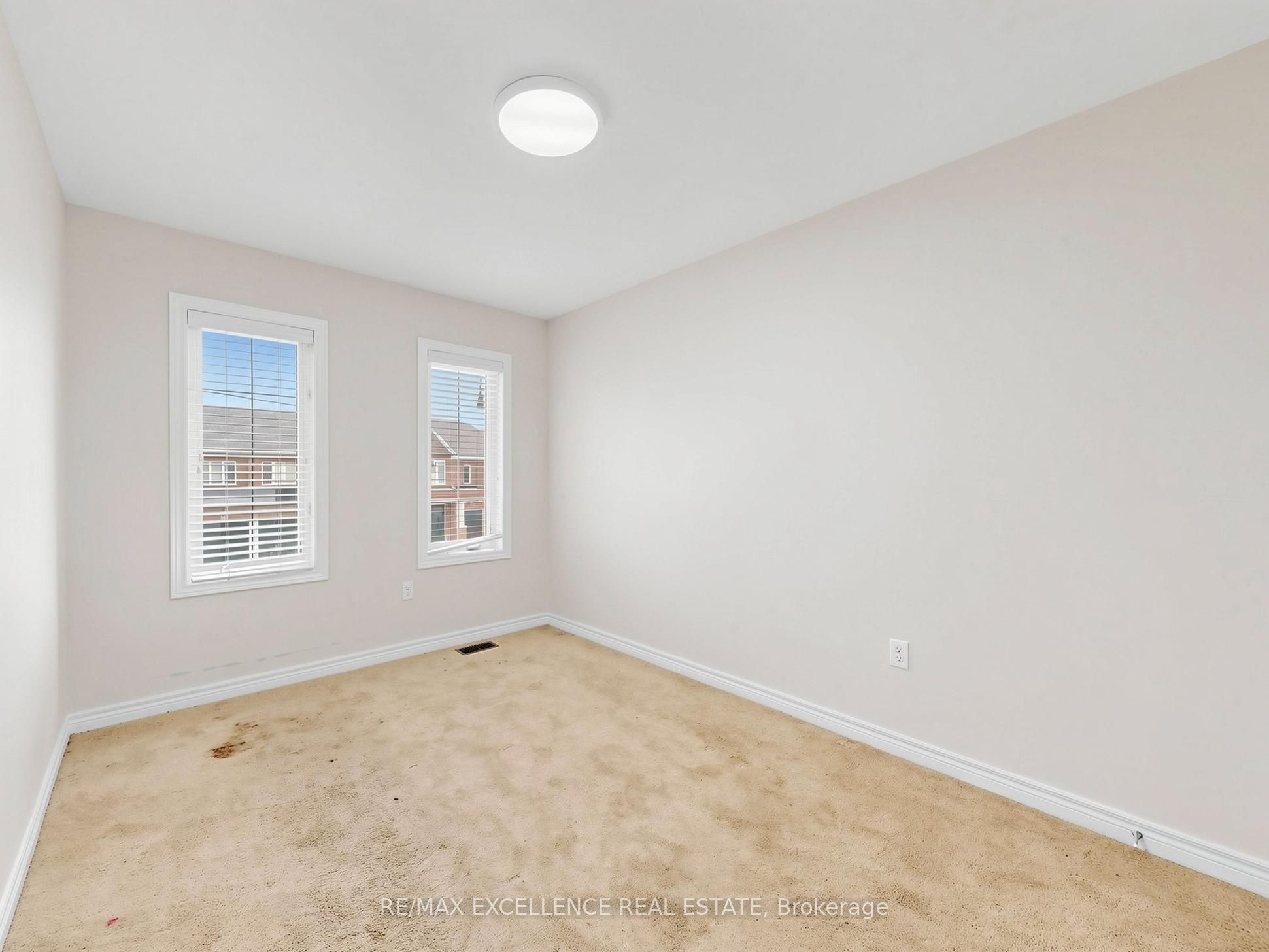 61 Campwood Crescent Property Photo 31